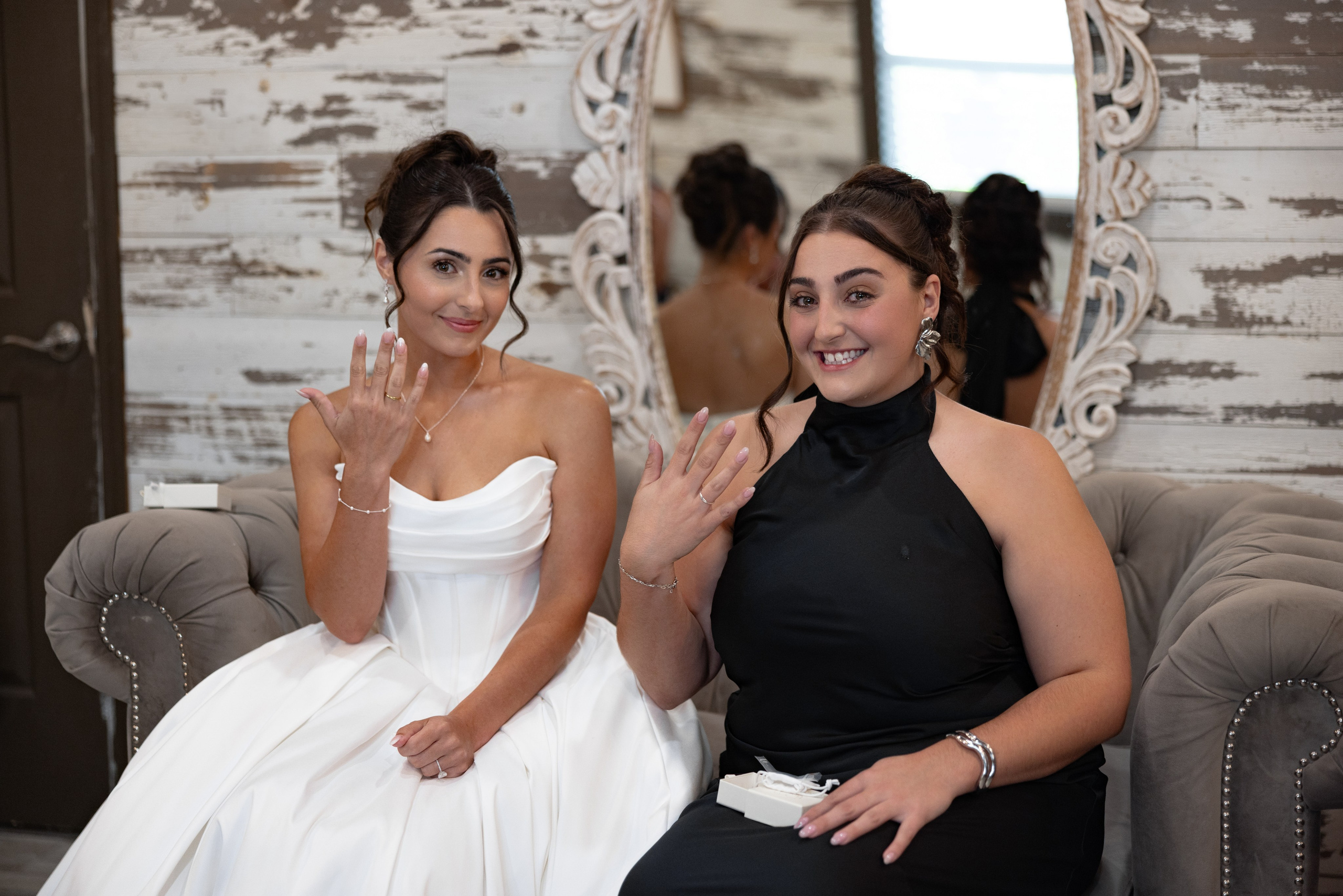 Alexsa and Robert. Ever After Farm Peach. Photographer Anastasia Nagibina