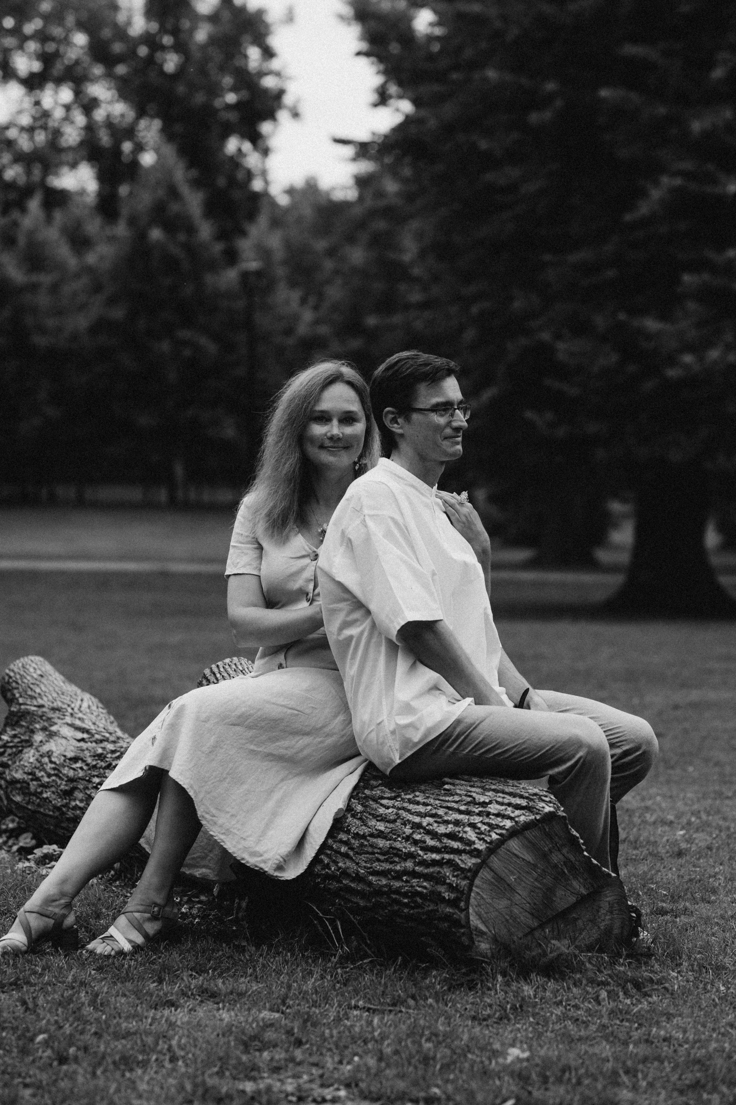 Kaivopuisto. Wedding and potrait photographer in Helsinki Vickan O