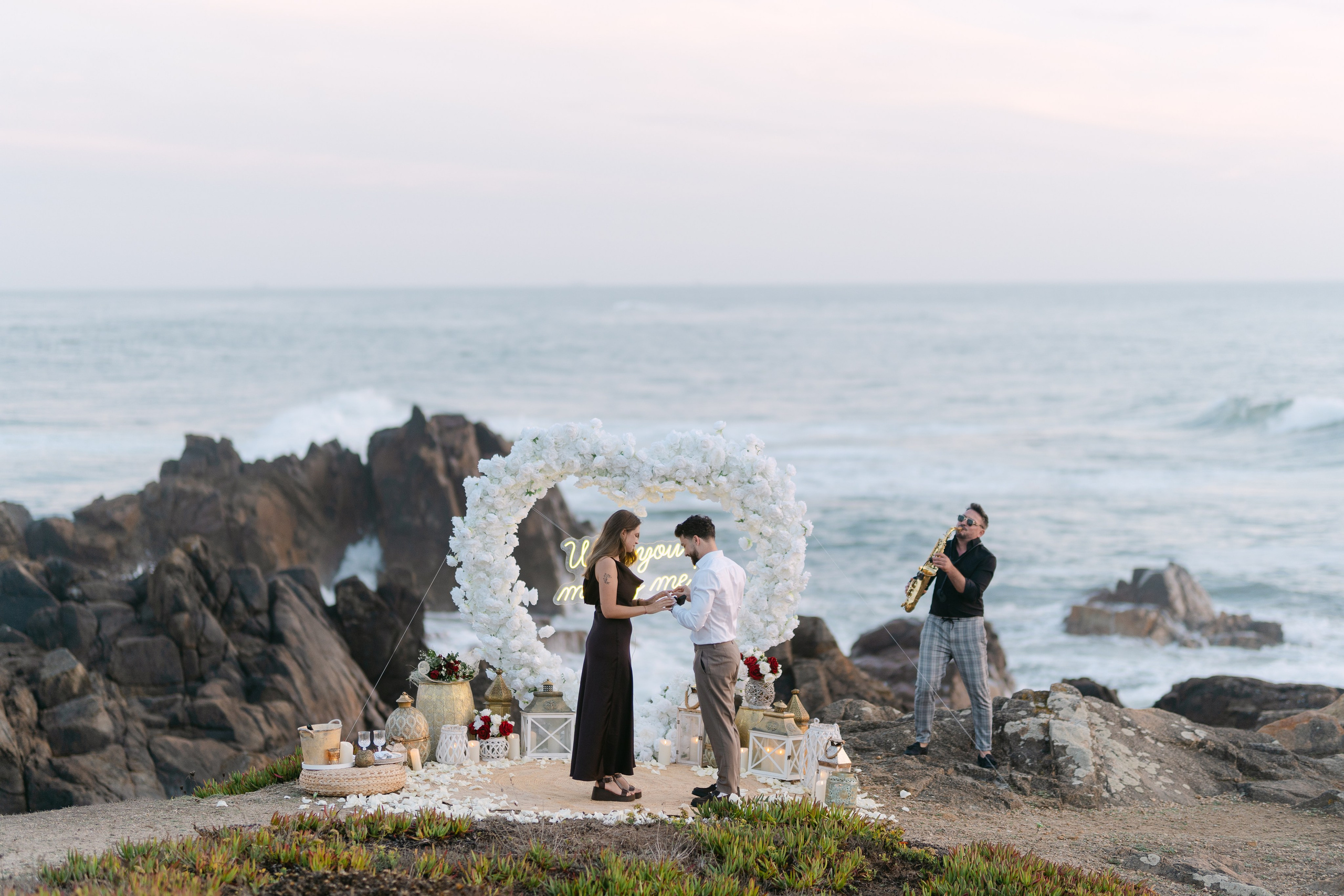 Wedding Proposal at the Beach. Davi Valente