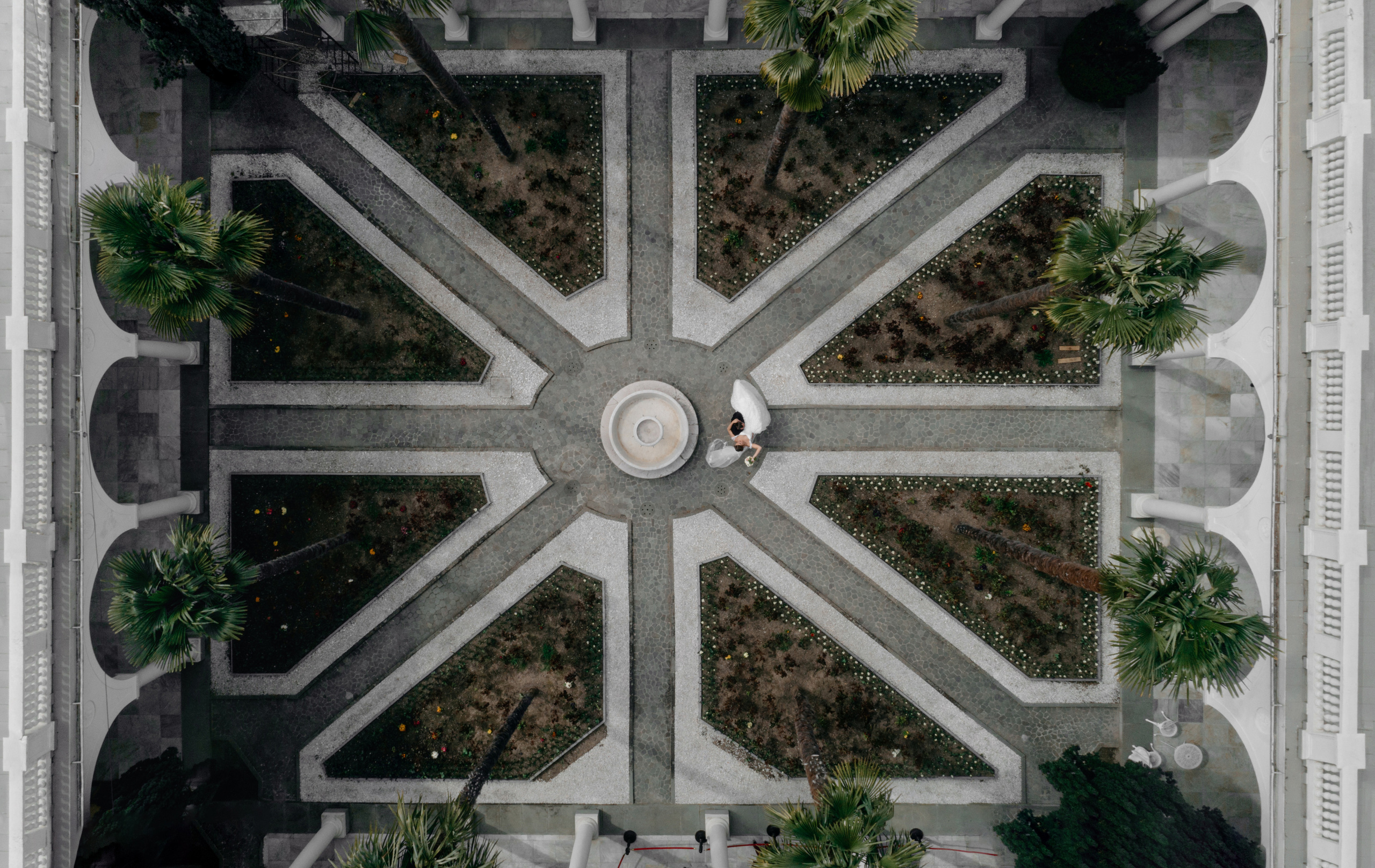 Узунджа и Ливадийский. Свадьба в апреле в Крыму. Свадебный и семейный фотограф Алексей Попов. Штутгарт, Германия