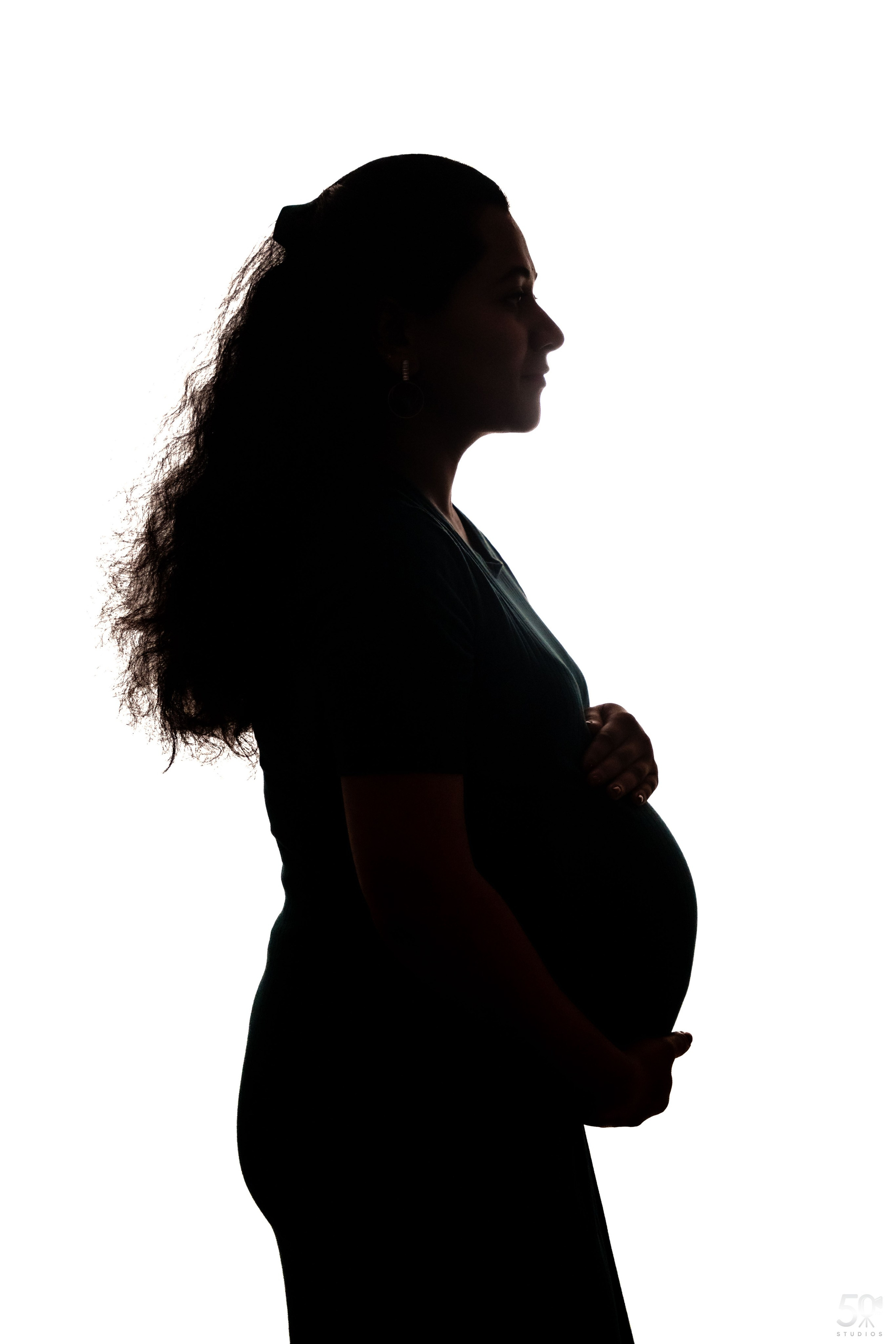 MATERNITY AND BABY SHOOTS. 50mm STUDIOS
