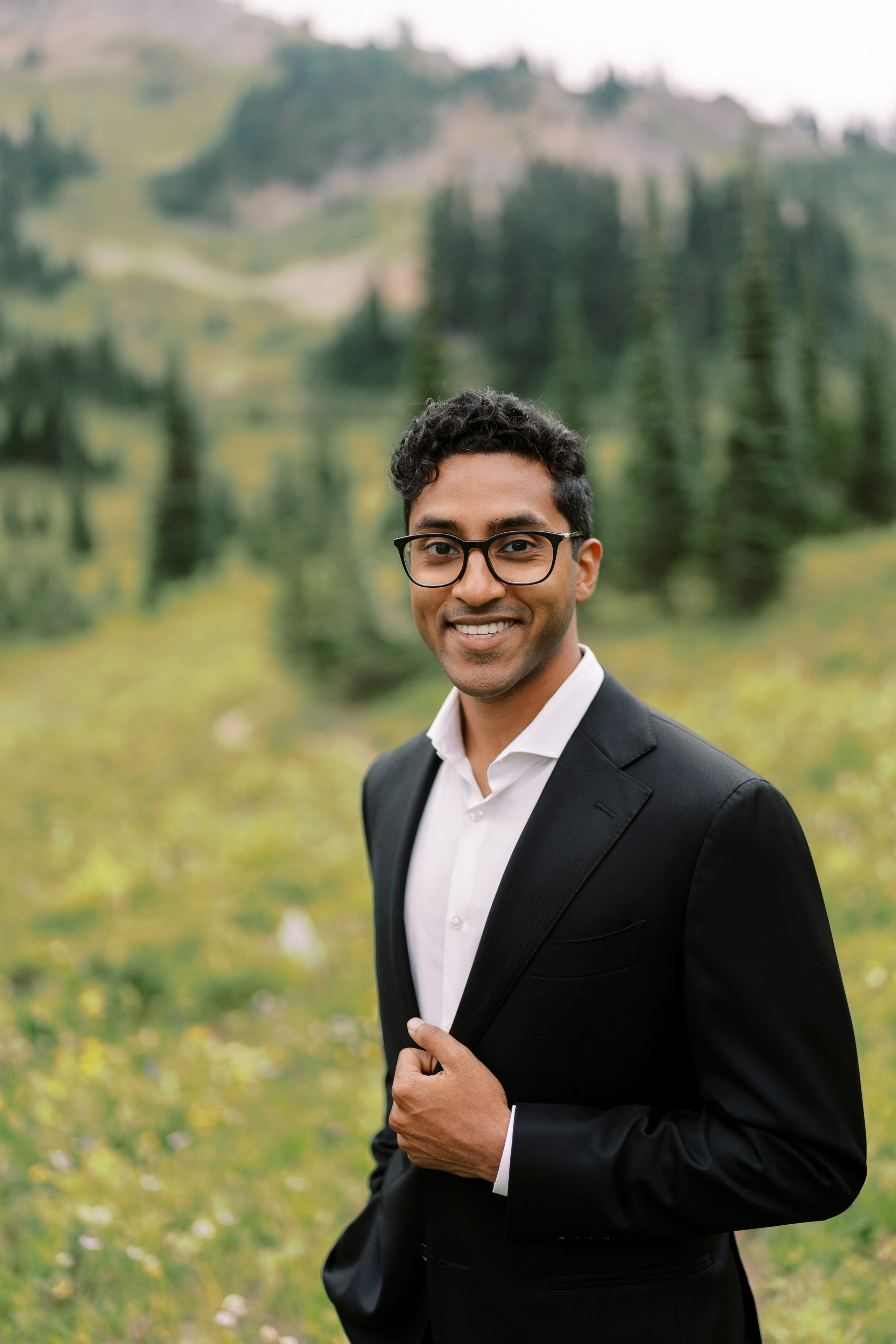 Rachel & Ryan Wedding photoshoot. August 2024. Little Tipsoo Lake, WA Day 2. EVAN ARISTOV WEDDING PHOTOGRAPHY — Seattle Wedding Photographer