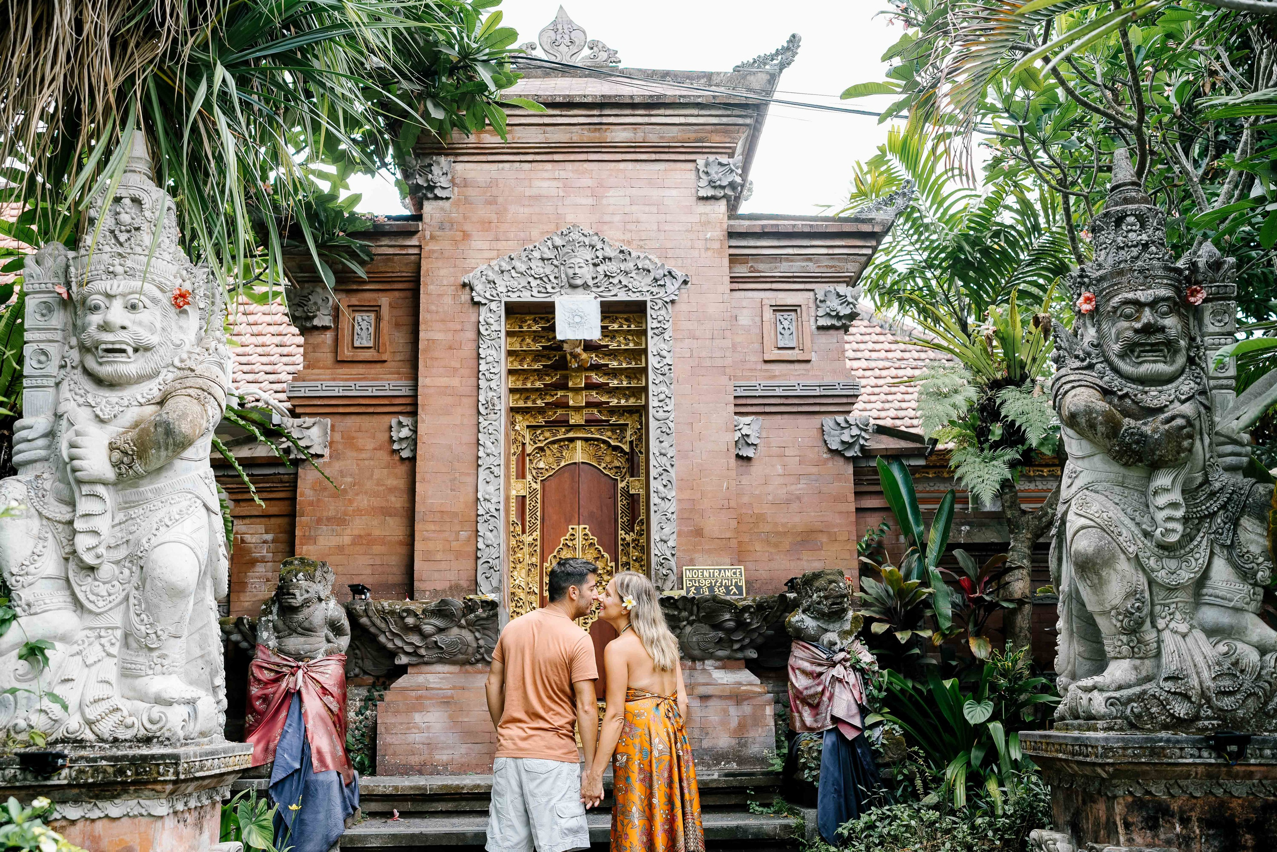 Honeymoon Photoshoot in bali. Female Photographer in Bali