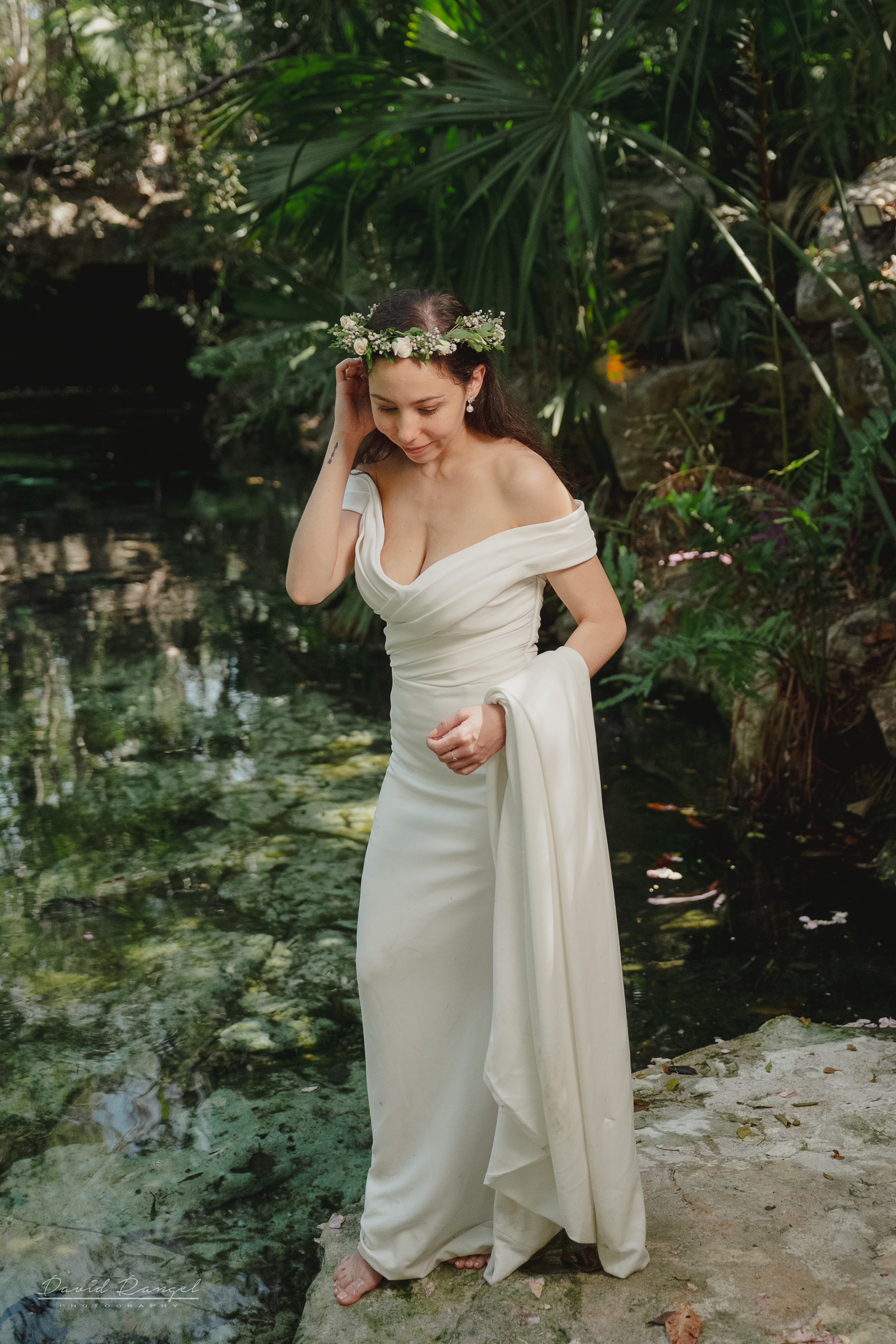 Vanessa and Alejandro´s Mayan Wedding at Kantunchi Park. Destination wedding photographer based in Cancun and Riviera Maya with service worldwide