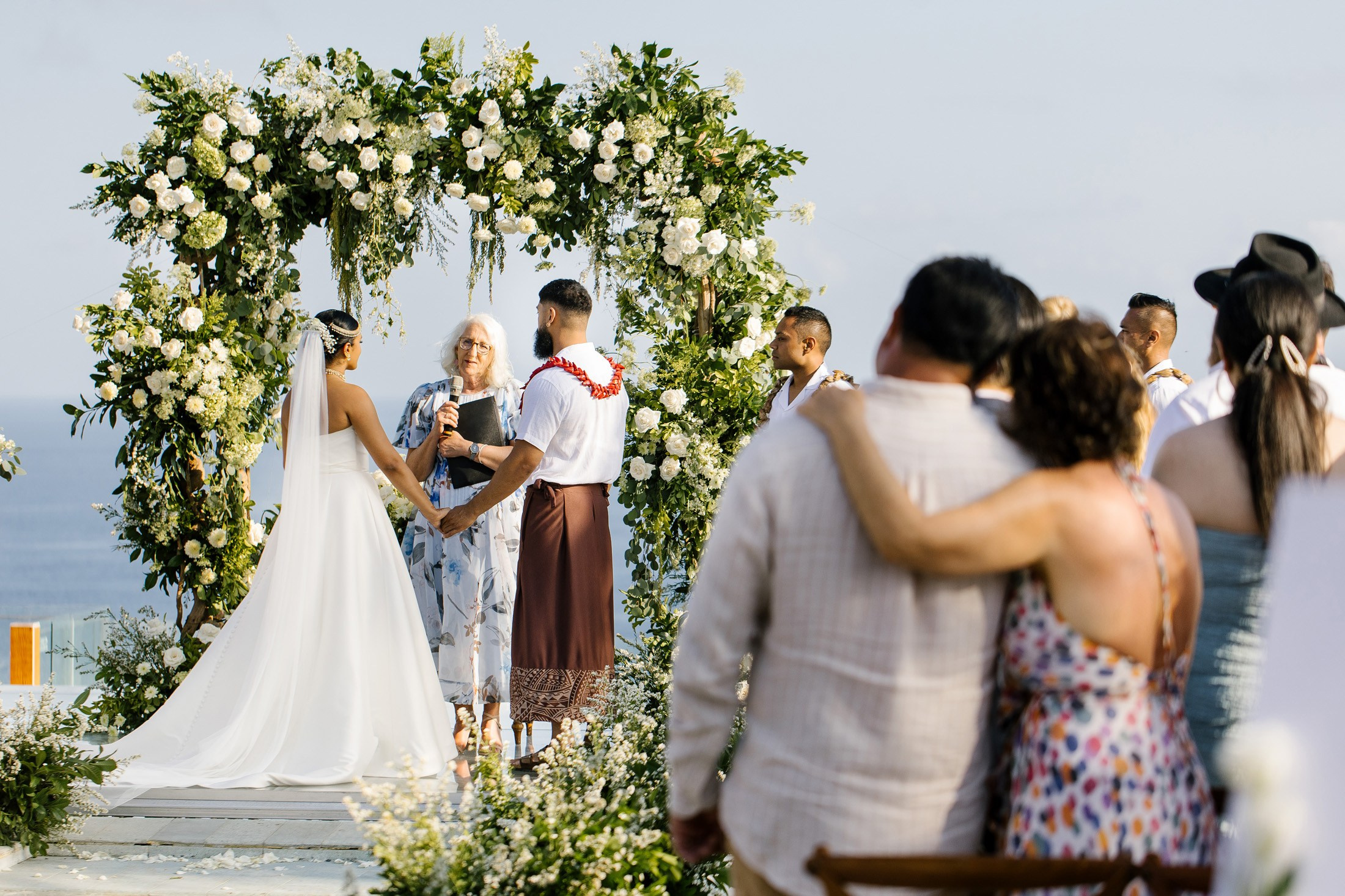 Big funny wedding with guests in paradise Bali island. Get.it.feel — Aesthetic Photography and Videography