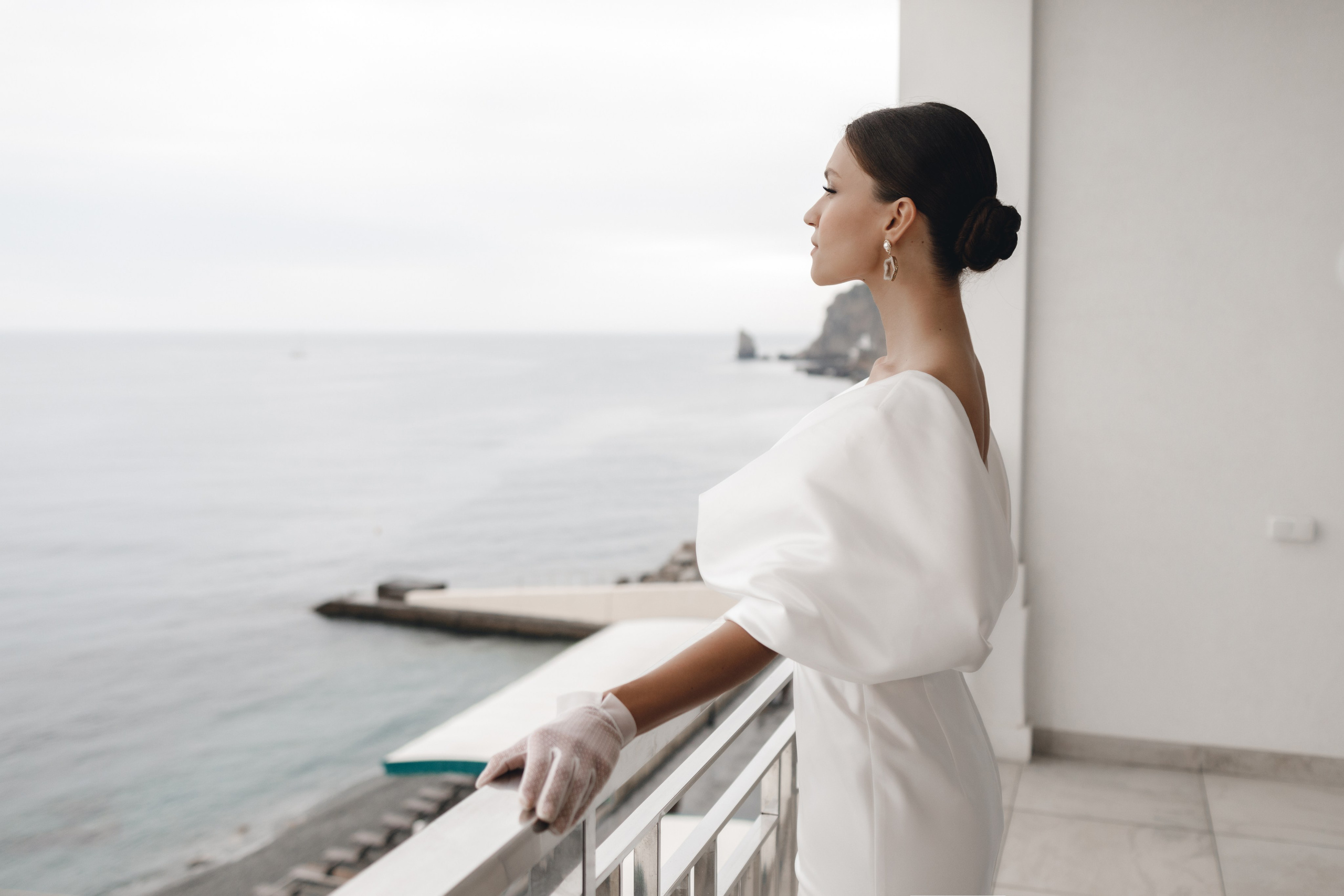 Bride’s morning photoshoot by Alice Bell. Alice Bell — Wedding photographer in New York