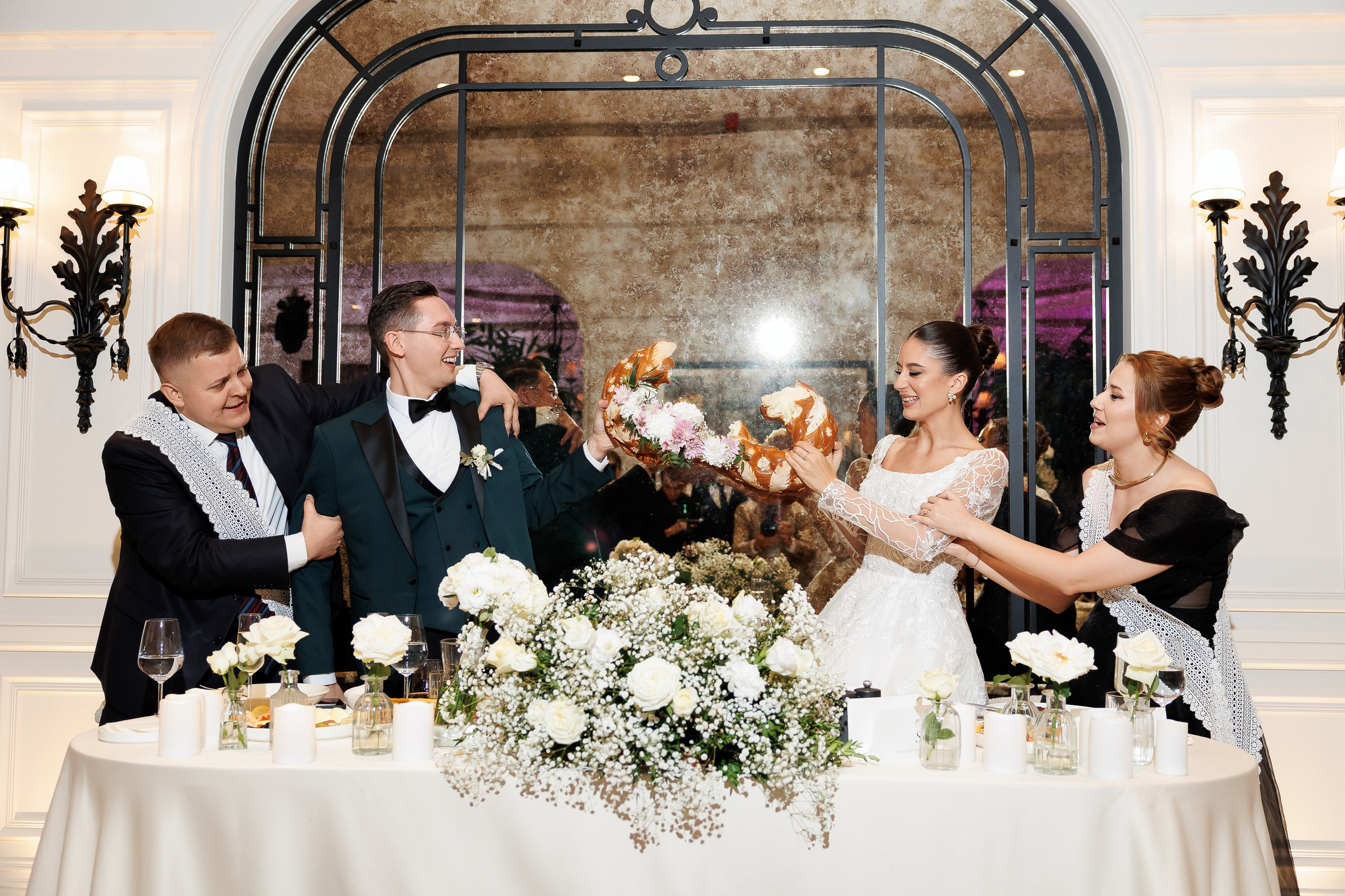 Serghei & Erica — Queen Residence. Servicii Foto și Video 067188353