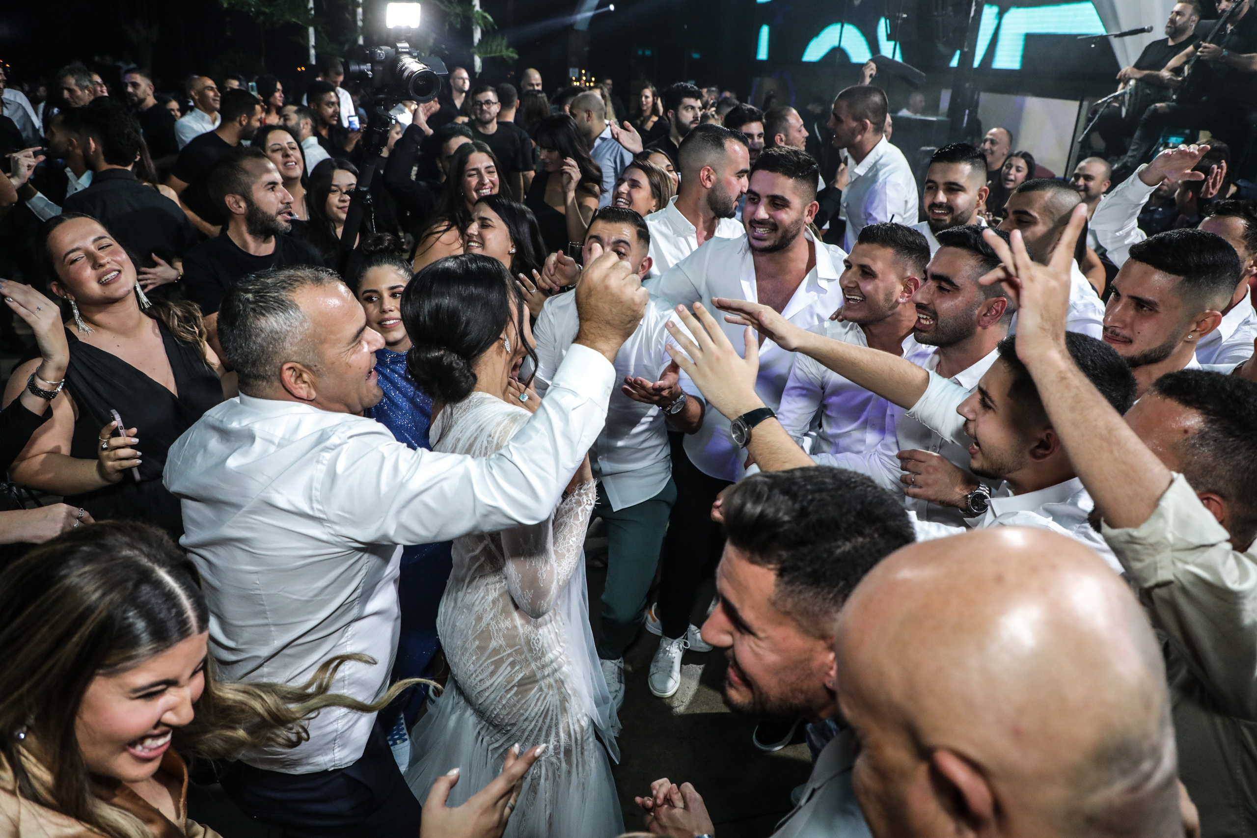 Koral & Arik. Wedding and events photographers Studio Shalom