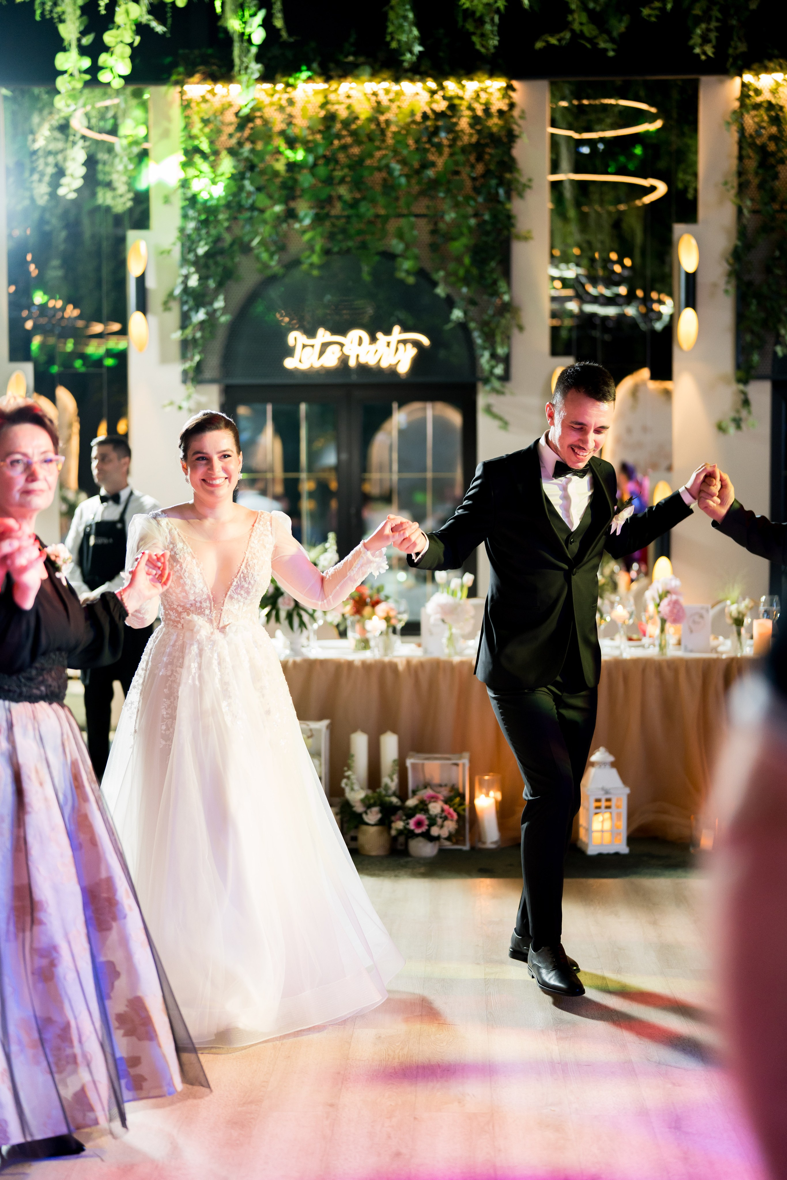 PARTY. Gabriel Florea — Fotograf nuntă București