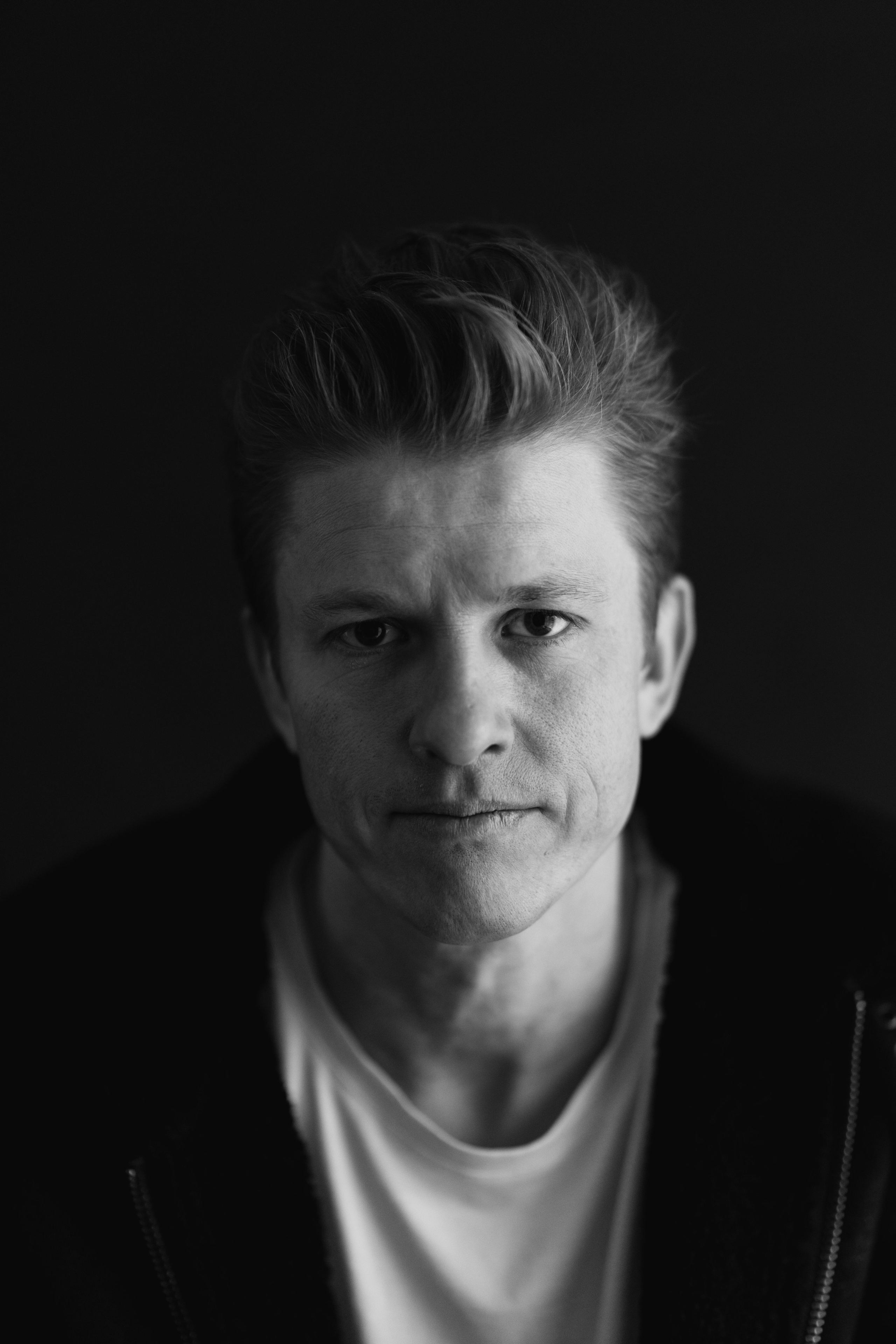 Individuals. Victoria Olonen – Cinematic Portrait Artist | Helsinki & Europe