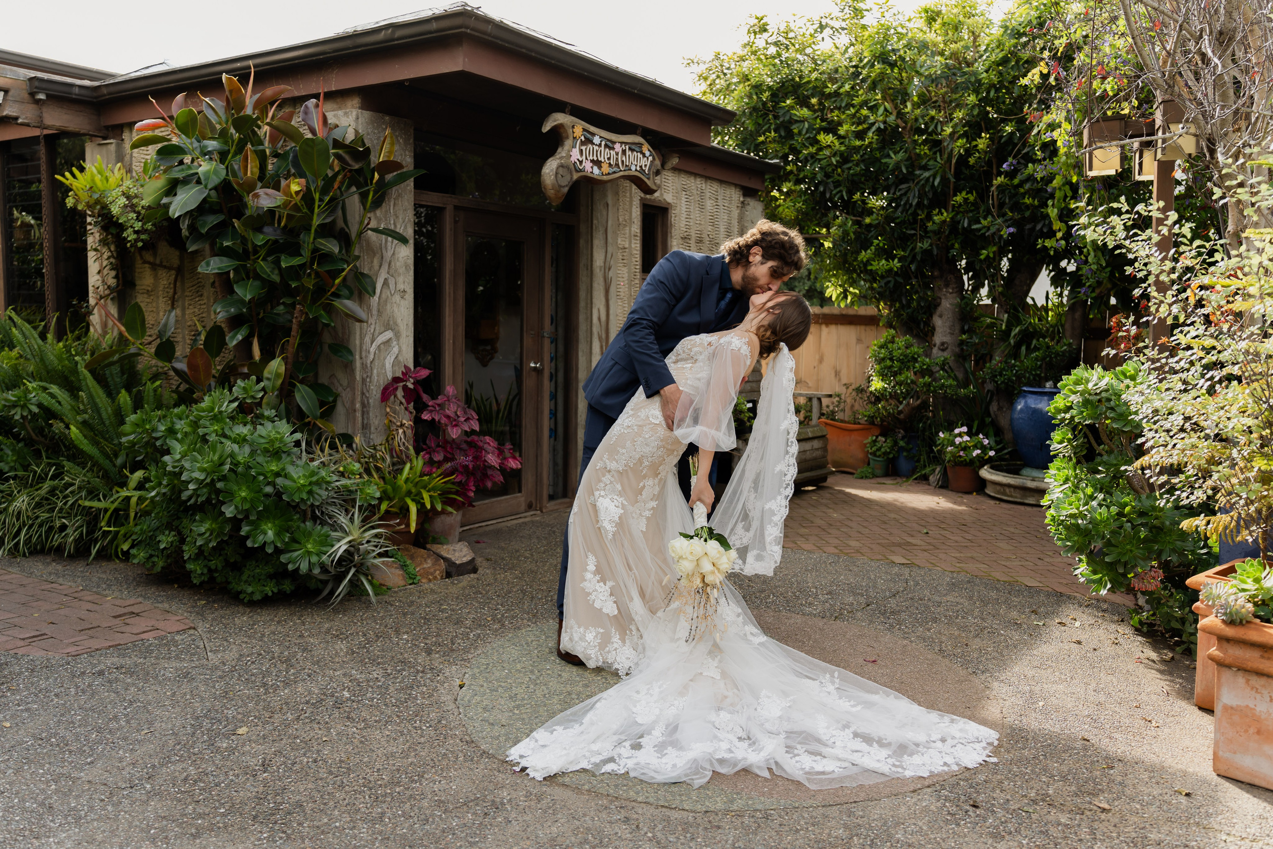 Intimate wedding photographer in California