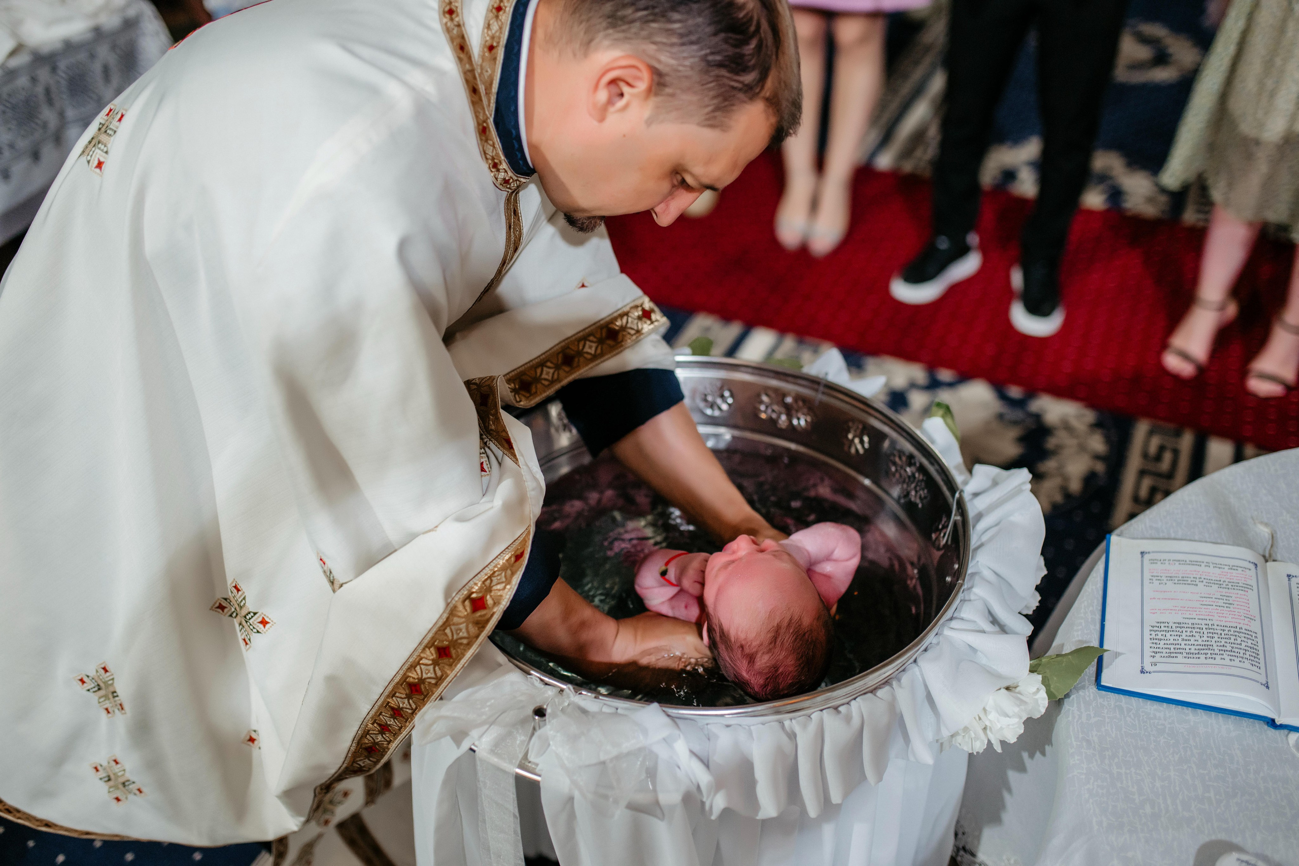 Aris Andrei. Fotograf si Videograf | Nuntă-Botez