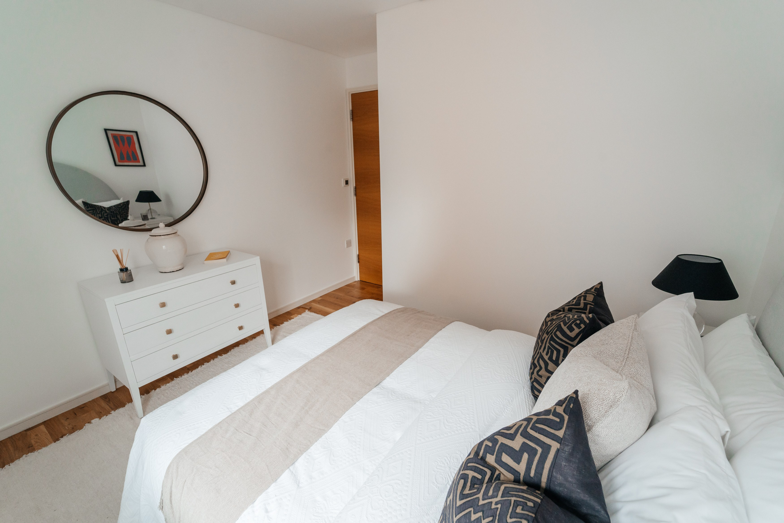 Photography of a 2 bedroom flat. Photographer in England Ekaterina Romanova