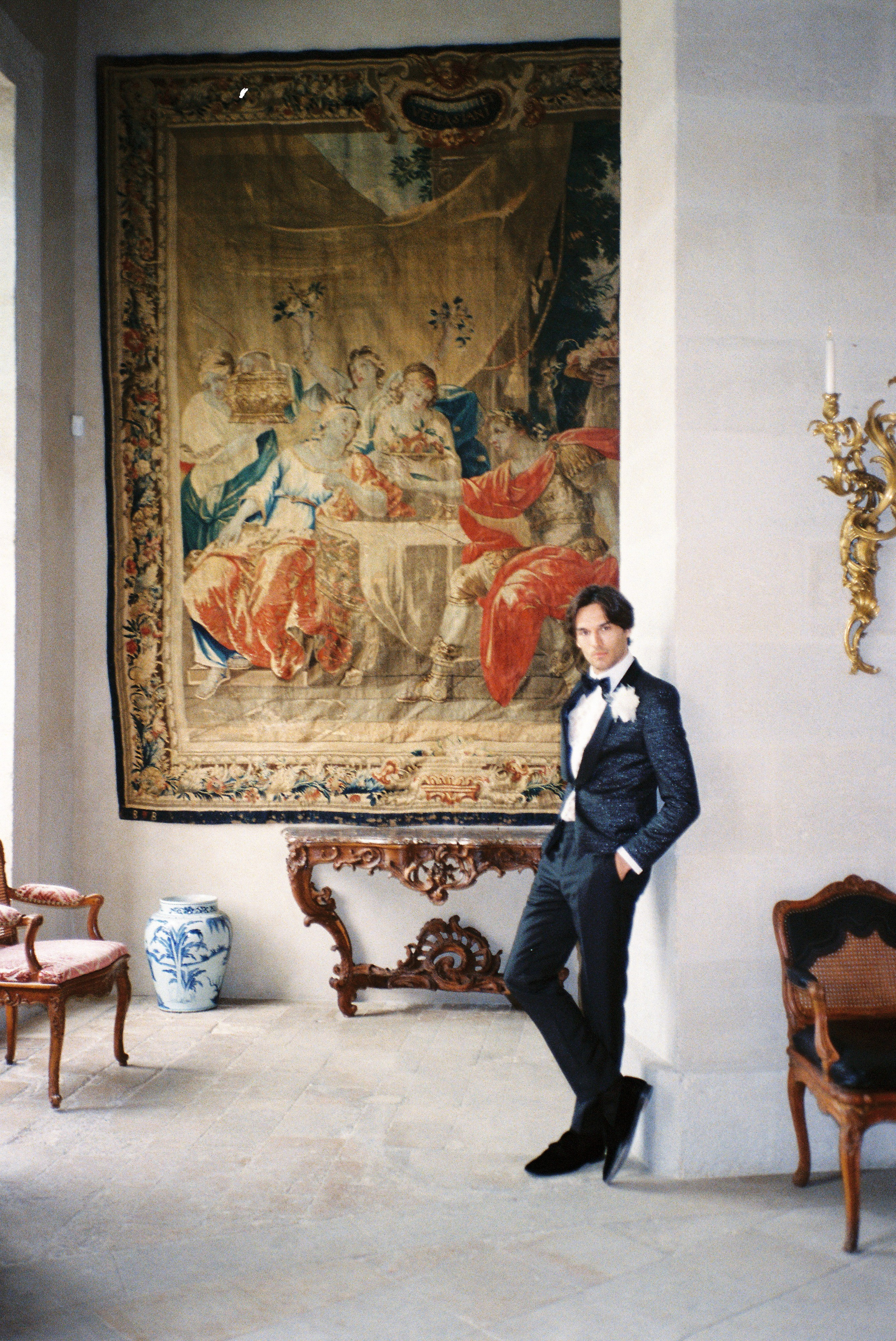 A luxury wedding at Chateau de Villette, just 40 minutes from Paris, captured entirely on film photography