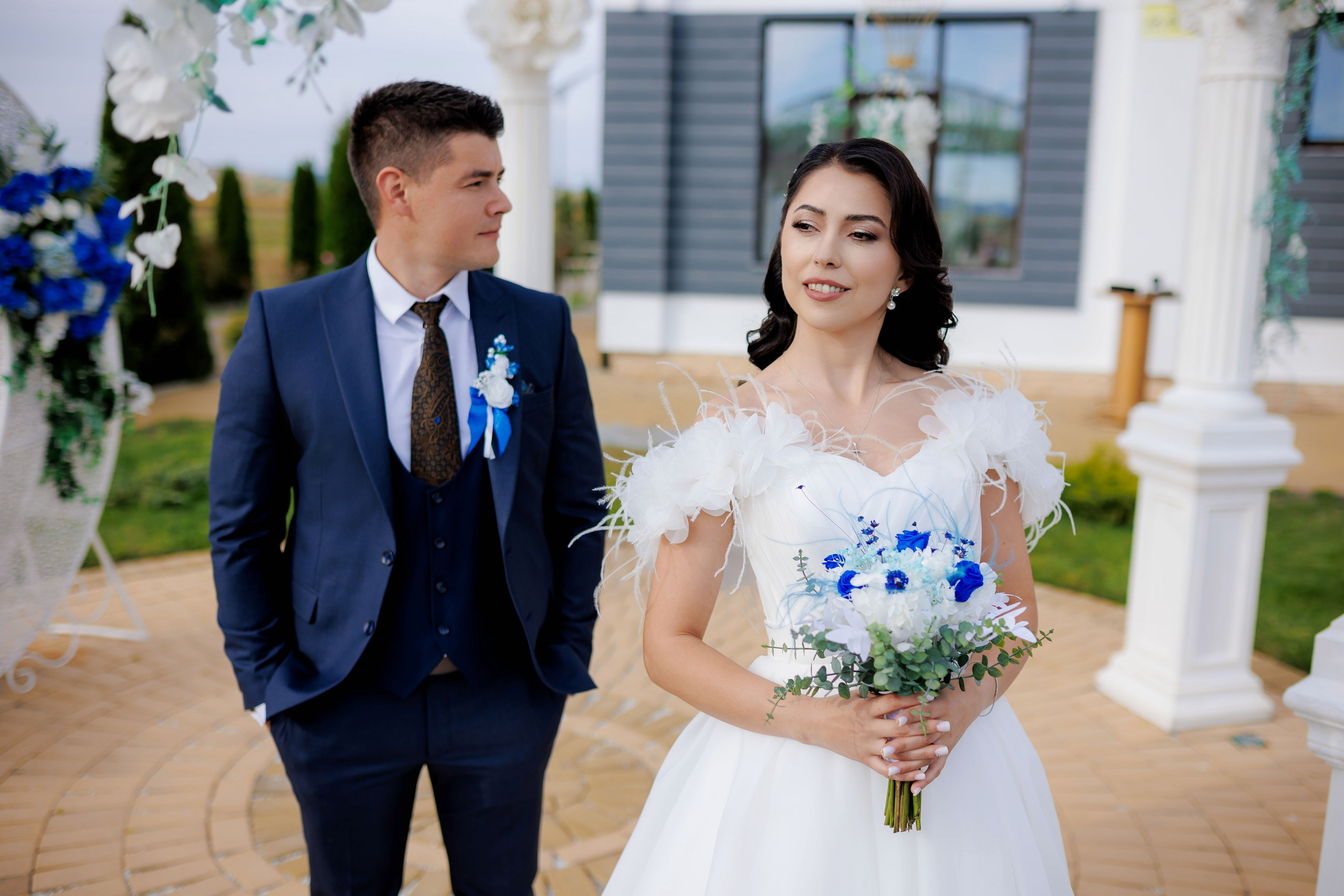 Loredana & Emilian – Ziua Nunții | Videografie - fotografie Botez Suceava, Iași, Botoșani. Servicii foto-video profesionale, pentru momente de neuitat