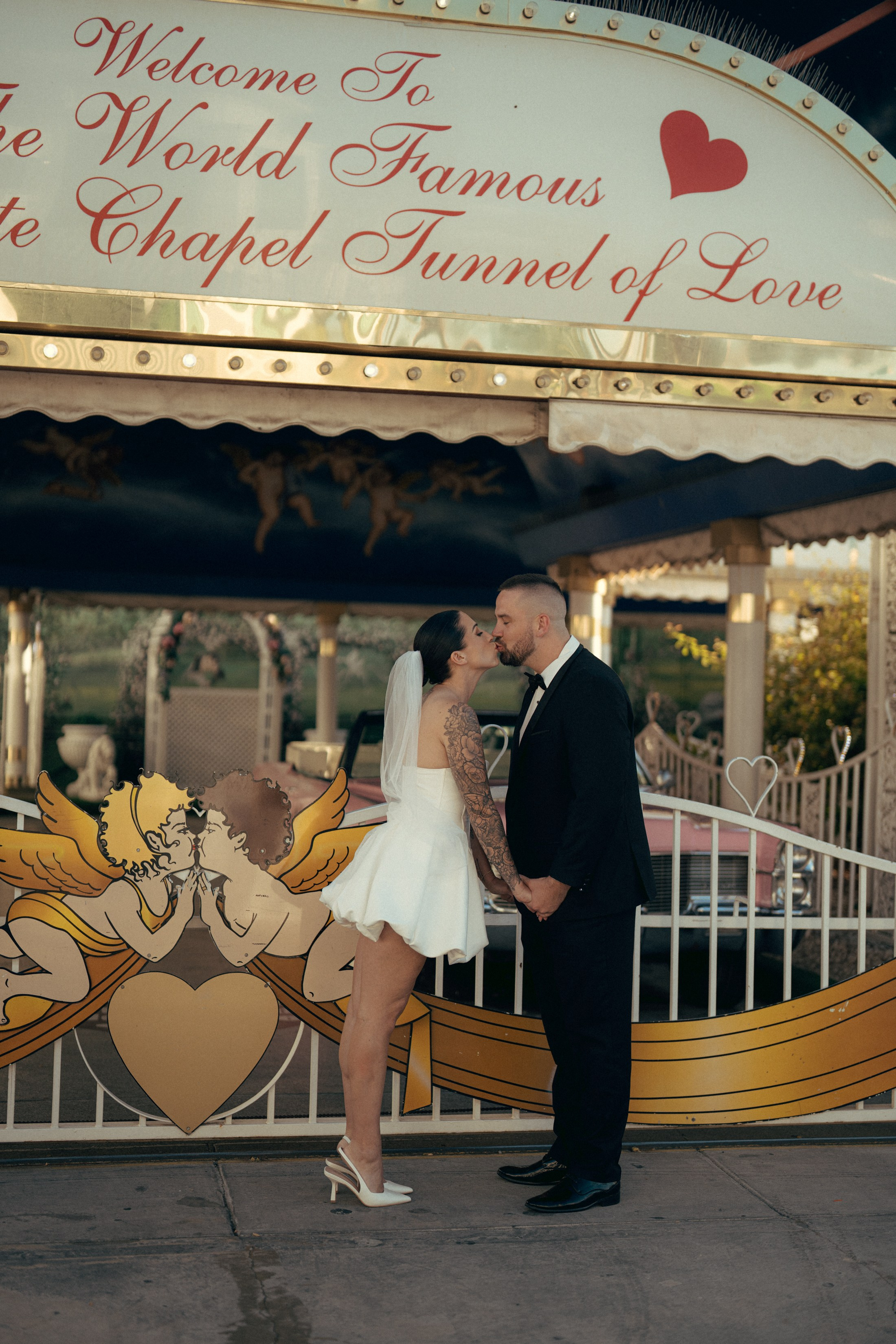 Alex&Danny. Wedding & elopement photographer Viktoriya Kravtsov. Las Vegas