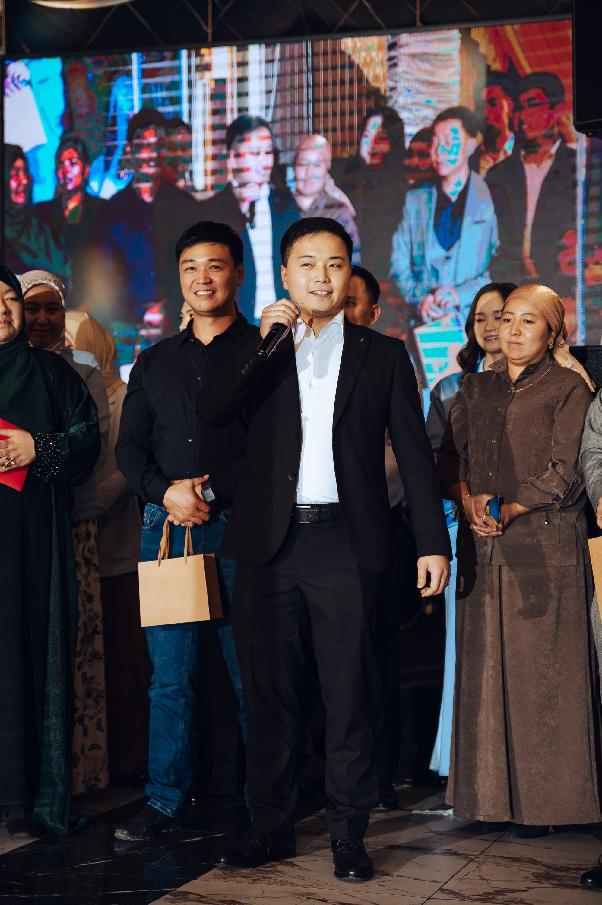 MAHMUD & AIDAI. Фотограф в Бишкеке Андрей Кавешников