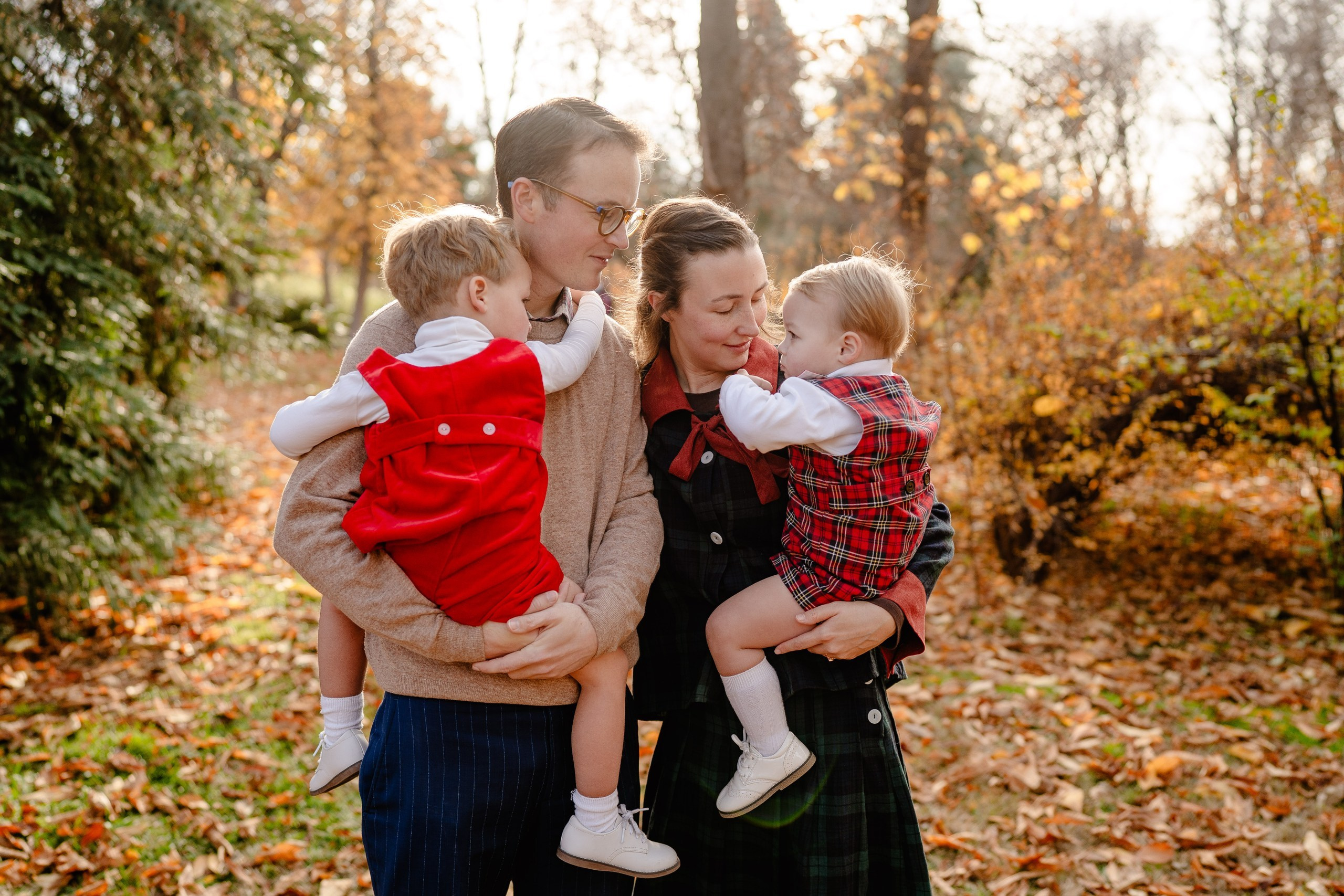 Brandyn's family. Madrid Photographer for Proposals, Engagements & Families | Anya Petrova