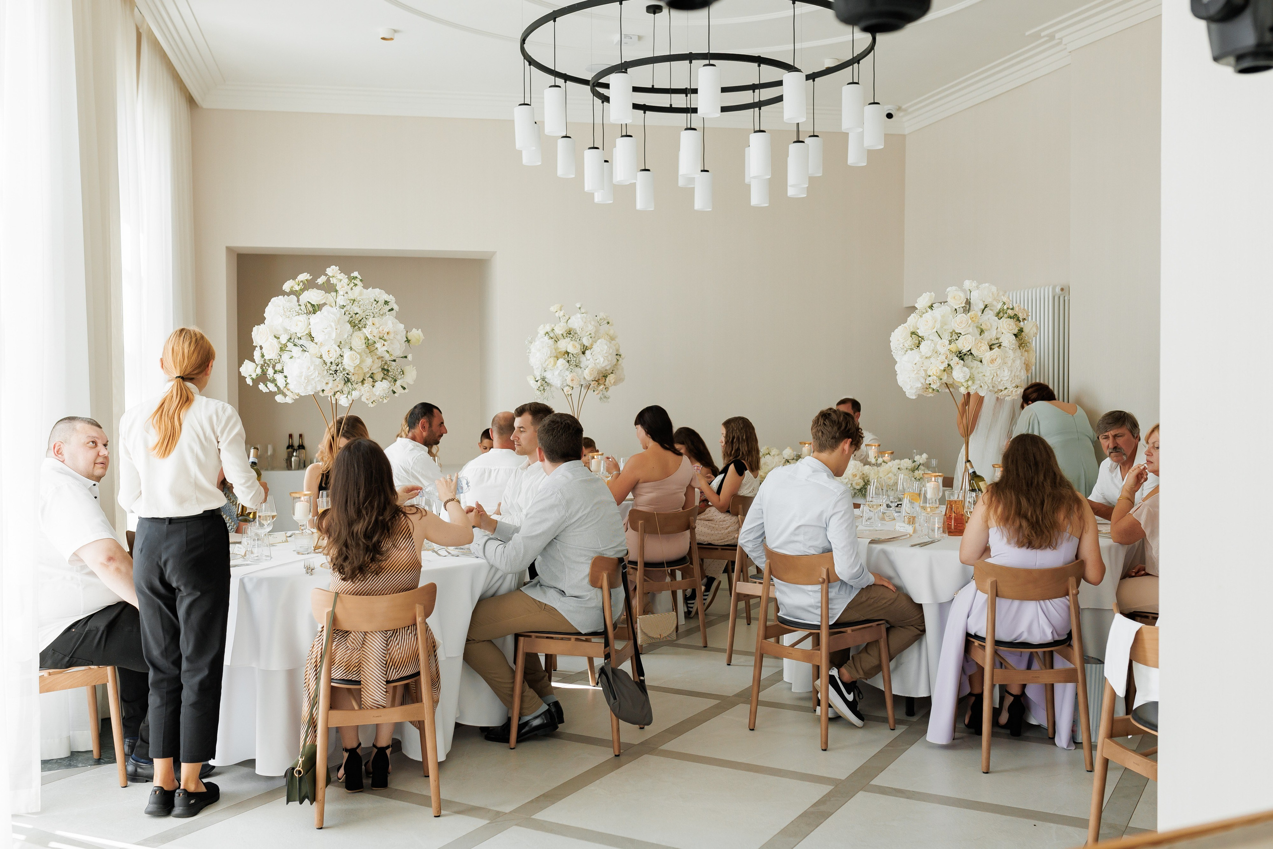 Valeria & Vitaliy. Ziyad Restaurant. 2024. Fotograf ślubny i rodzinny w Krakowie Yana Klymova