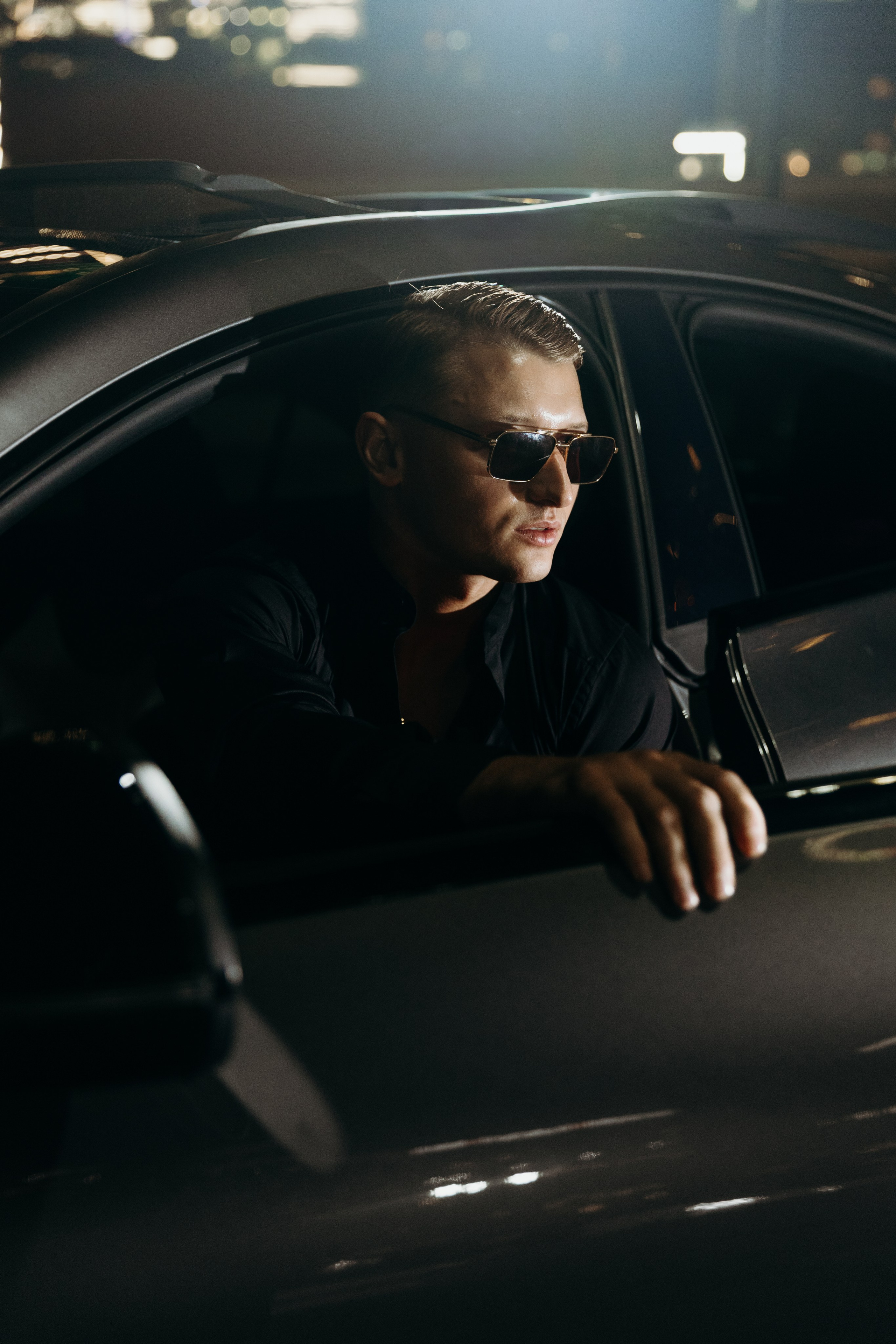 Midnight drive. Alex UA — Toronto photographer