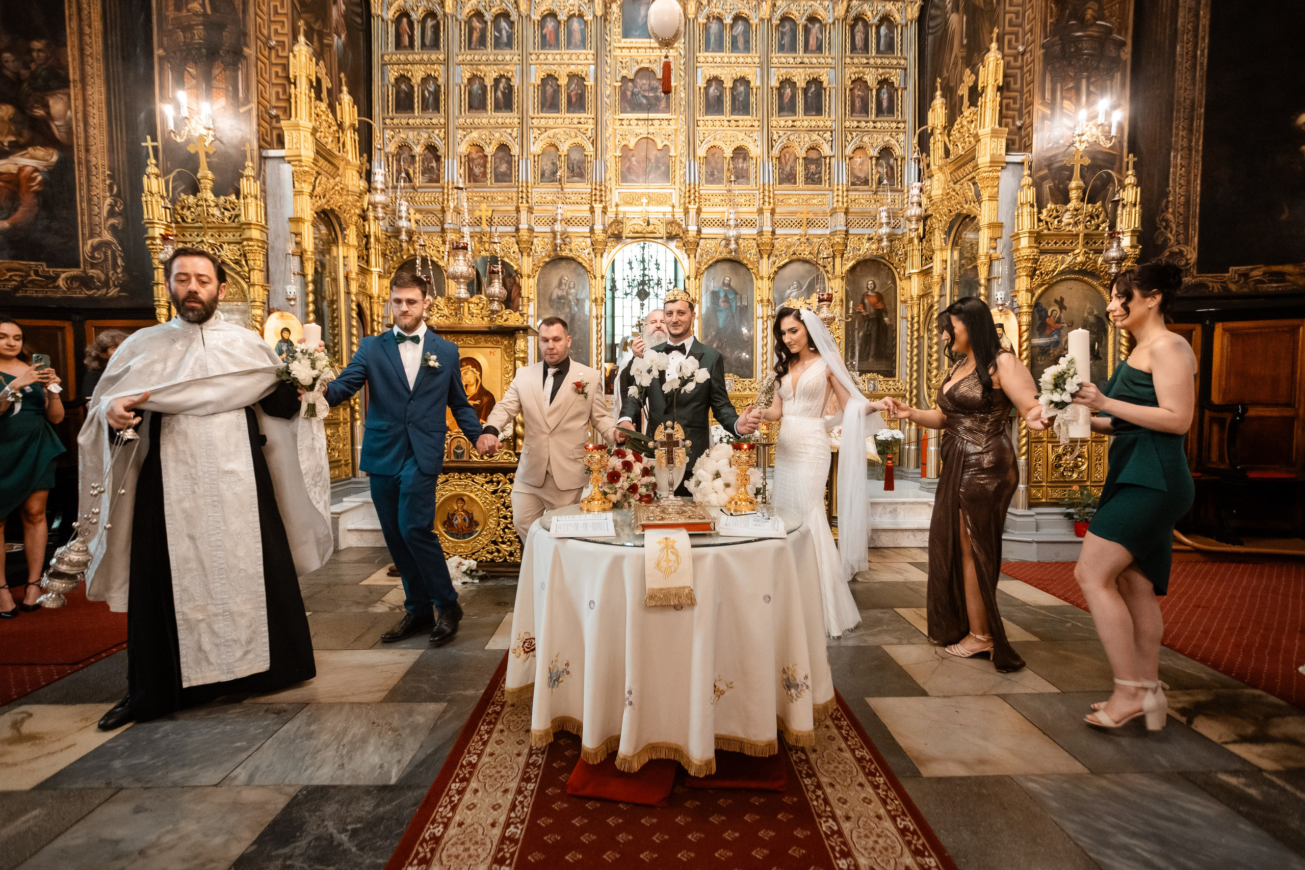 Adriana & Ionel. Home