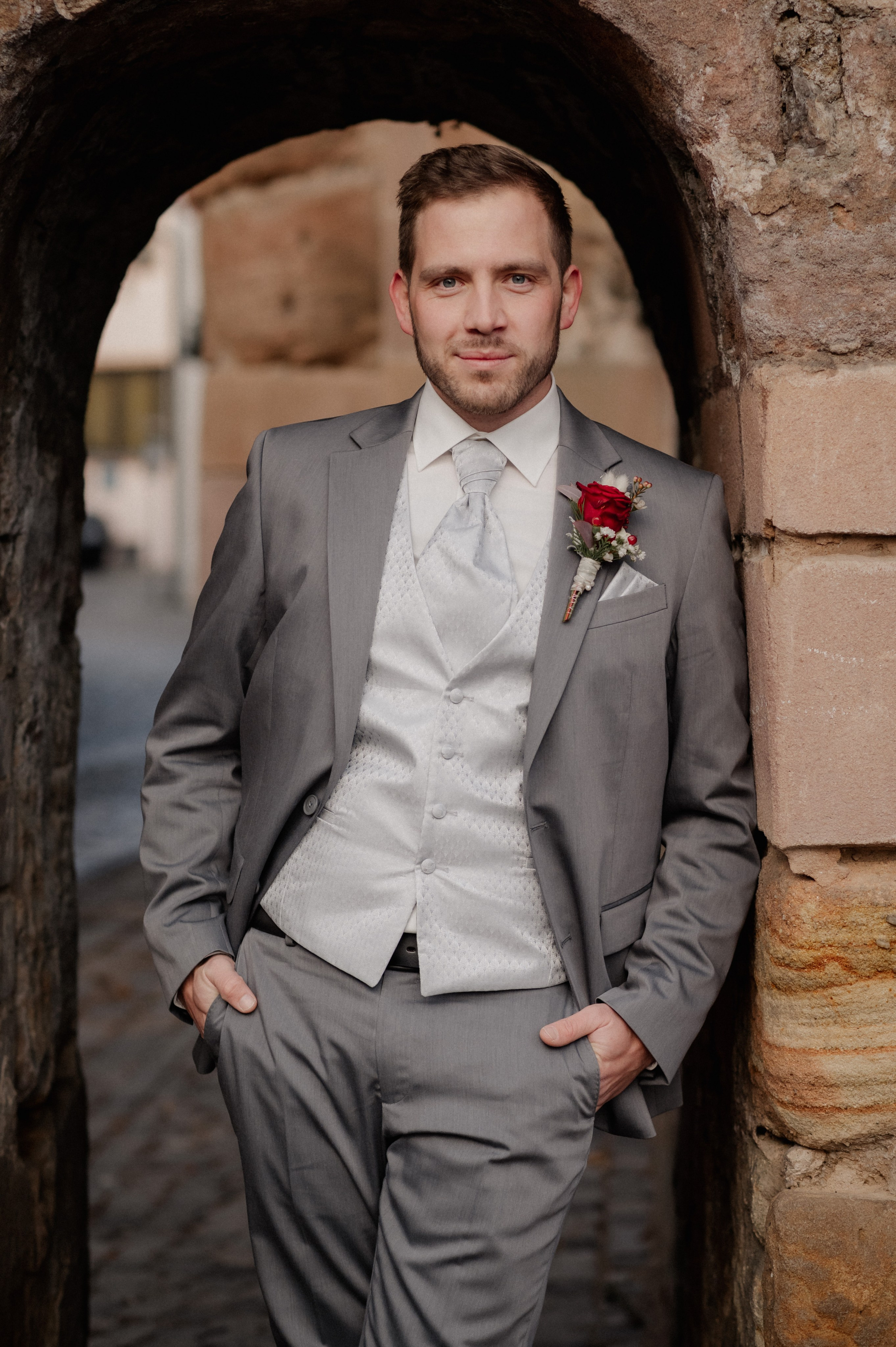 CIVIL WEDDING IN WOLFRAMS-ESCHENBACH. Photographer in Nuremberg Irina Mehnert from Ansbach