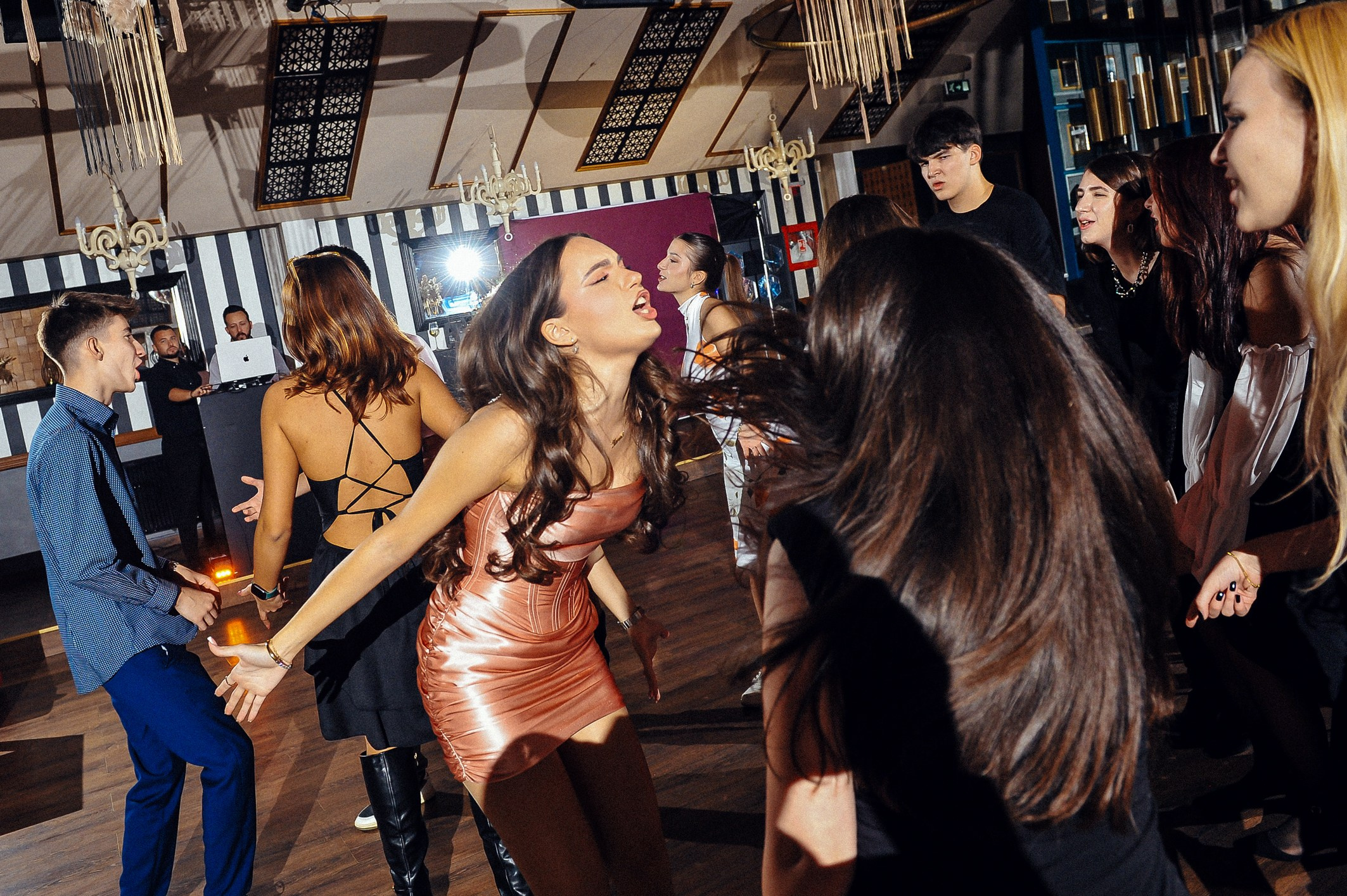 Karina (majorat). Fotograf de familie și evenimente