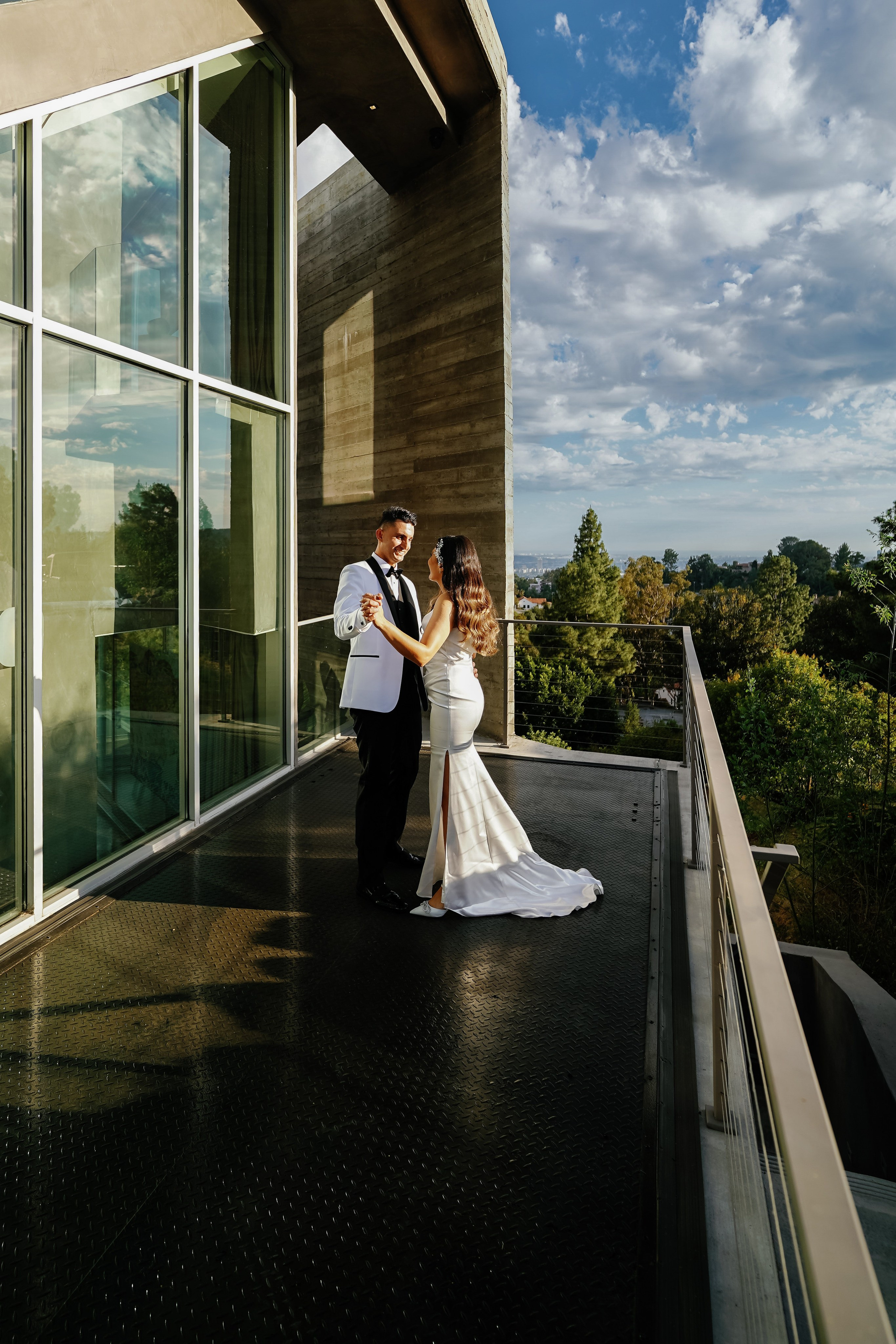 Wedding at the Hollywood Sign Venue, Los Angeles, California. Wedding Photography & Videography Team in California, Los Angeles, San Francisco, San Diego and Travel