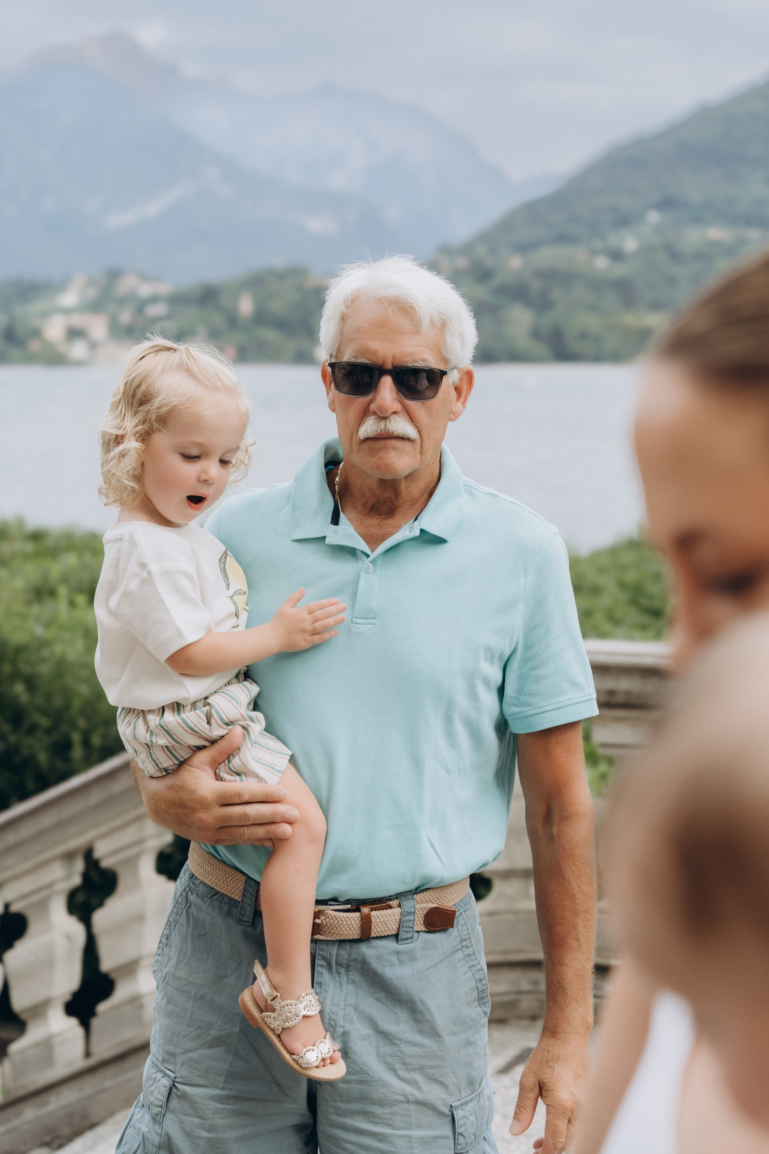 Family moments in Como Lake. PHOTOGRAPHER IN ITALY
