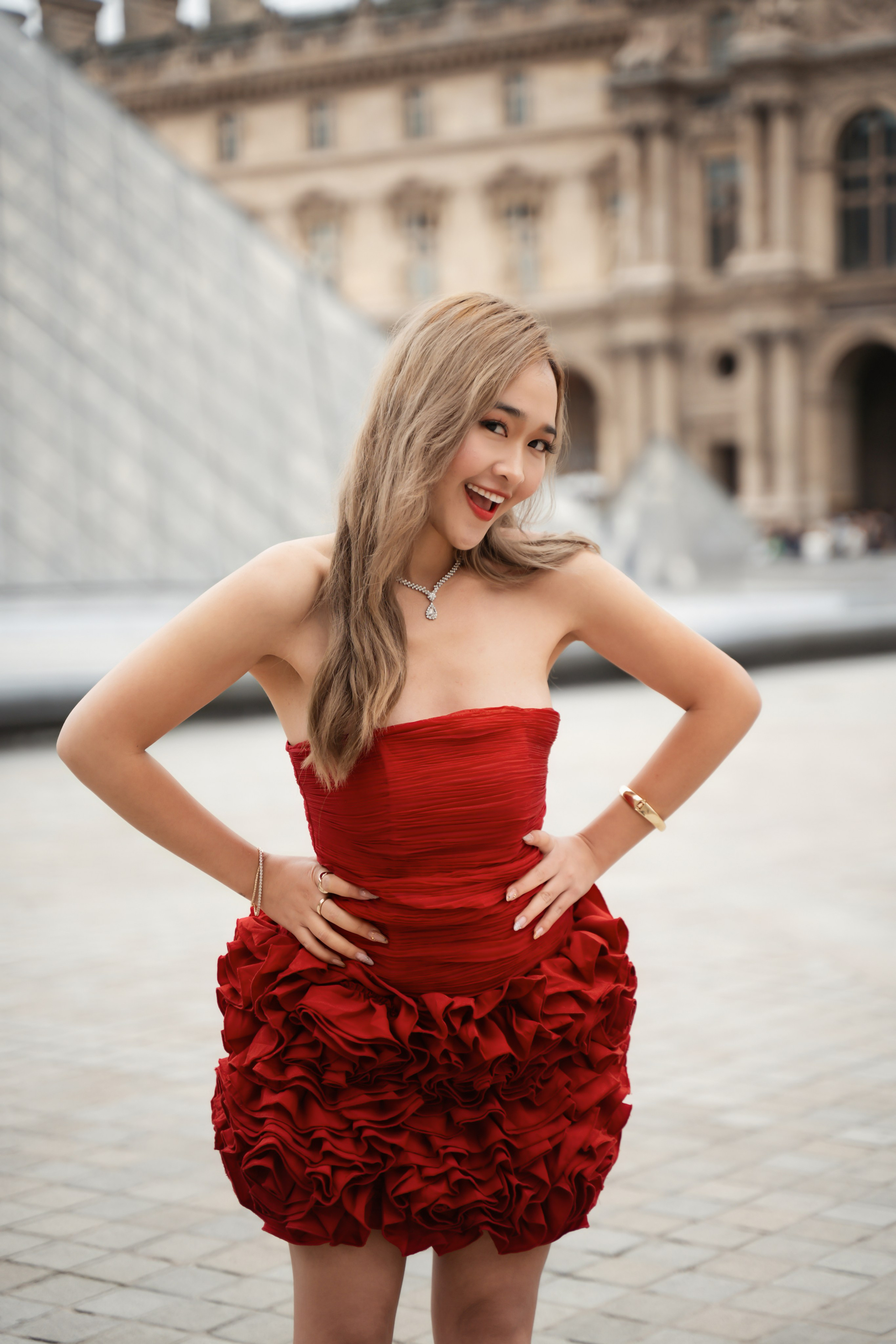 Natalie (2.5 hours). Photographer in Paris|Solo and groups, portraits & content, couples photo-shoot in Paris at the best locations