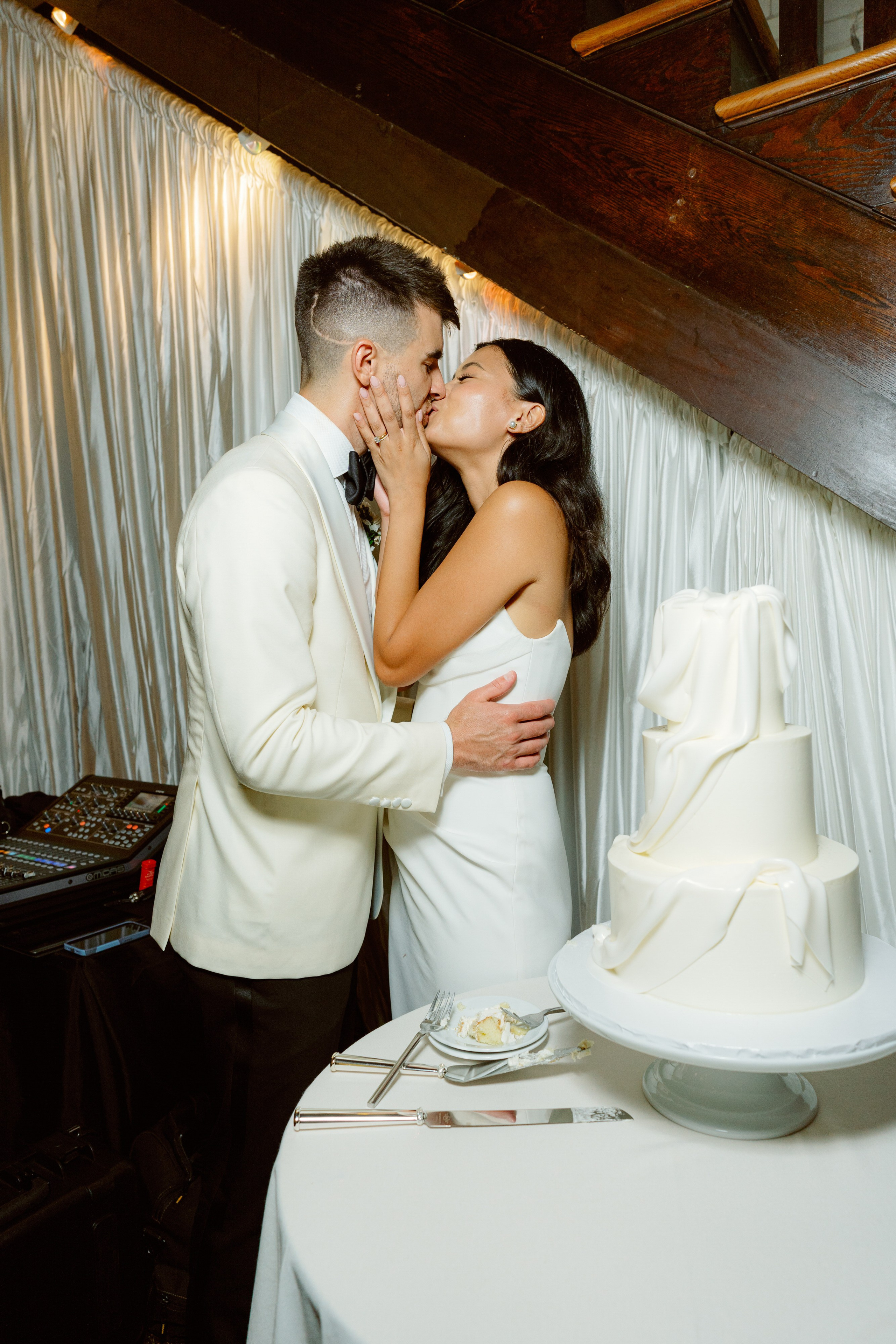 Jullieanne and Ryan. Wedding photographer and videographer New York | New Jersey