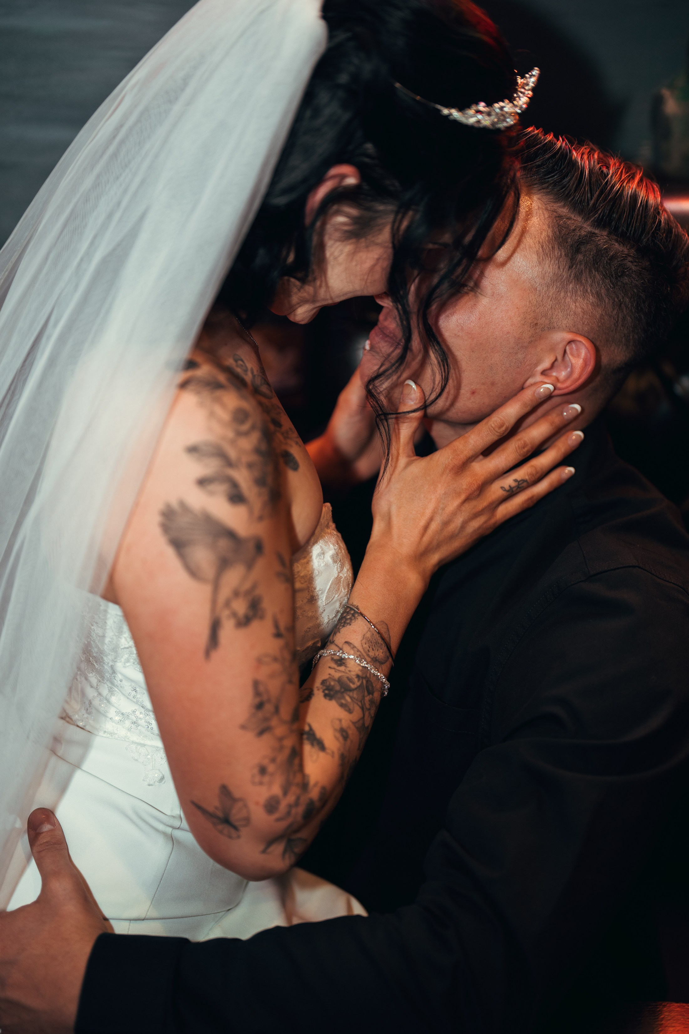 Krystina&Raymond. Wedding & elopement photographer Viktoriya Kravtsov. Las Vegas