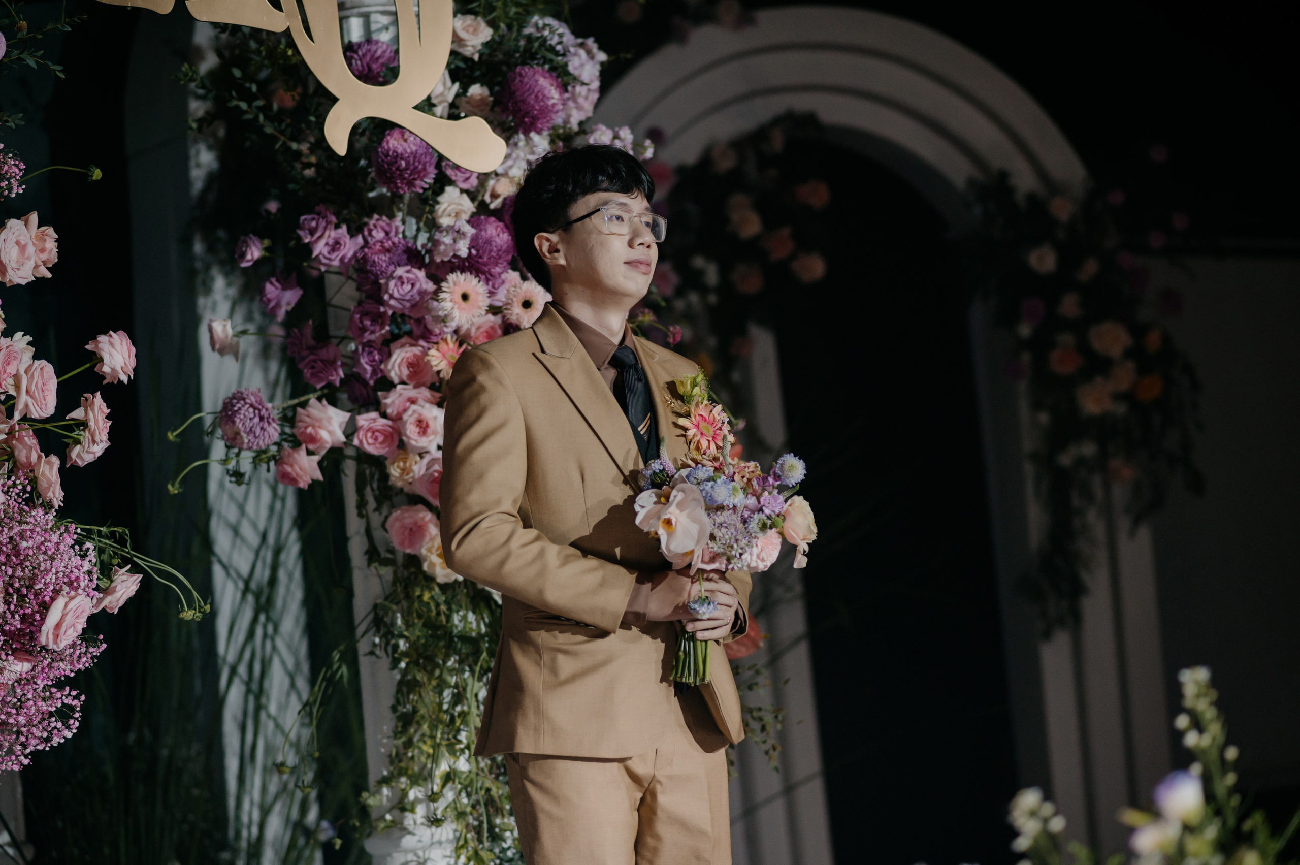 KHANG & QUYEN / Lavela Hotel. Saigon Wedding Present | Art Beyond Moments