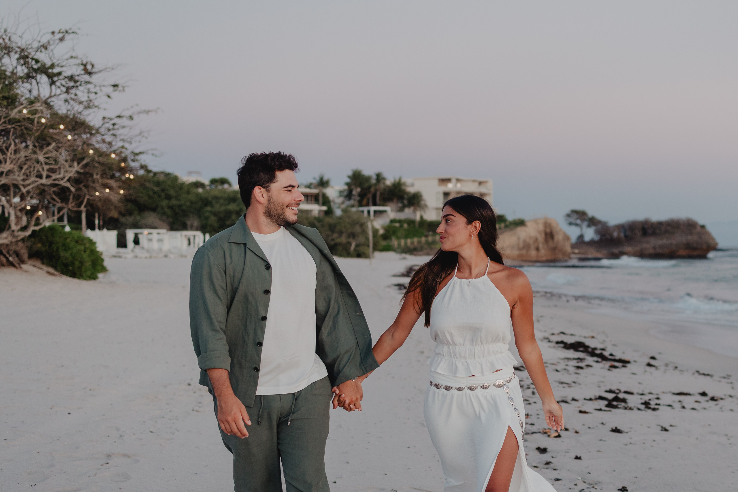 Punta Mita Engagement Session: Love Framed by the Pacific