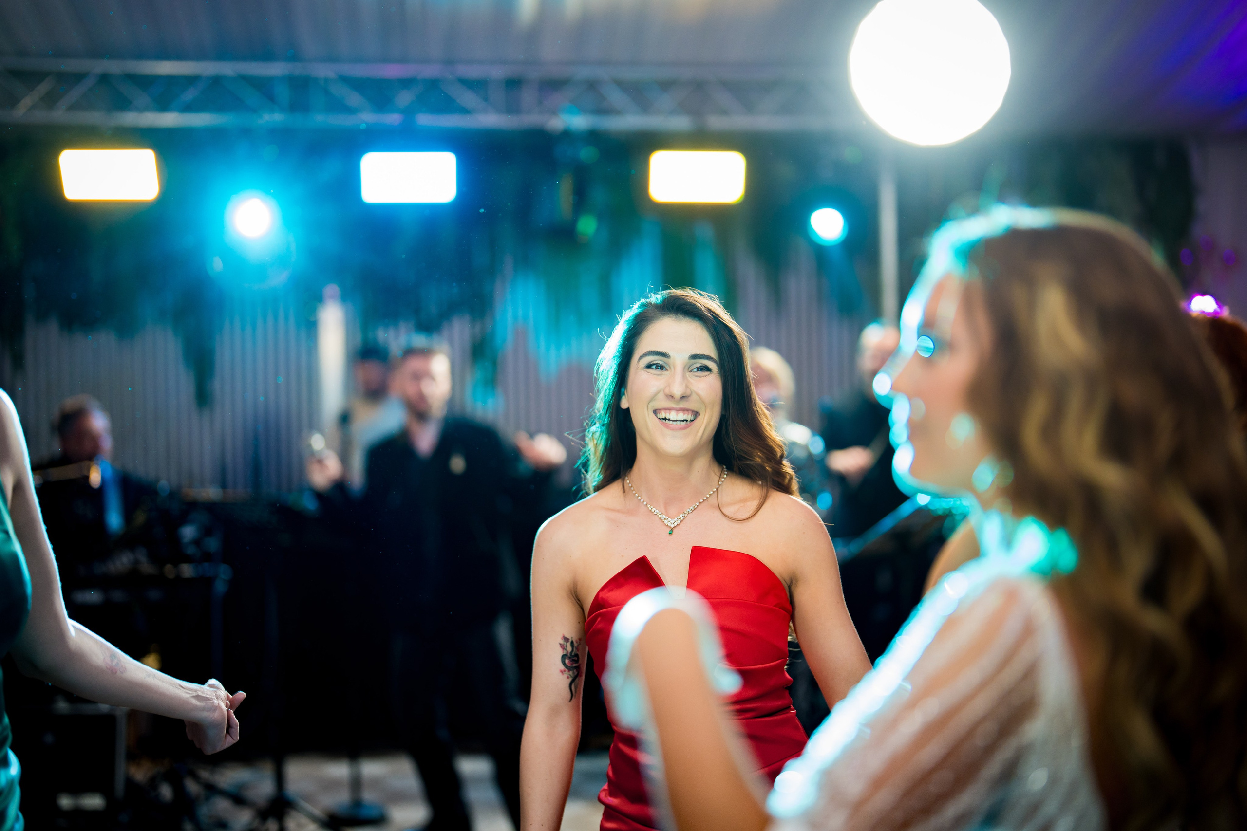 PARTY. Gabriel Florea — Fotograf nuntă București