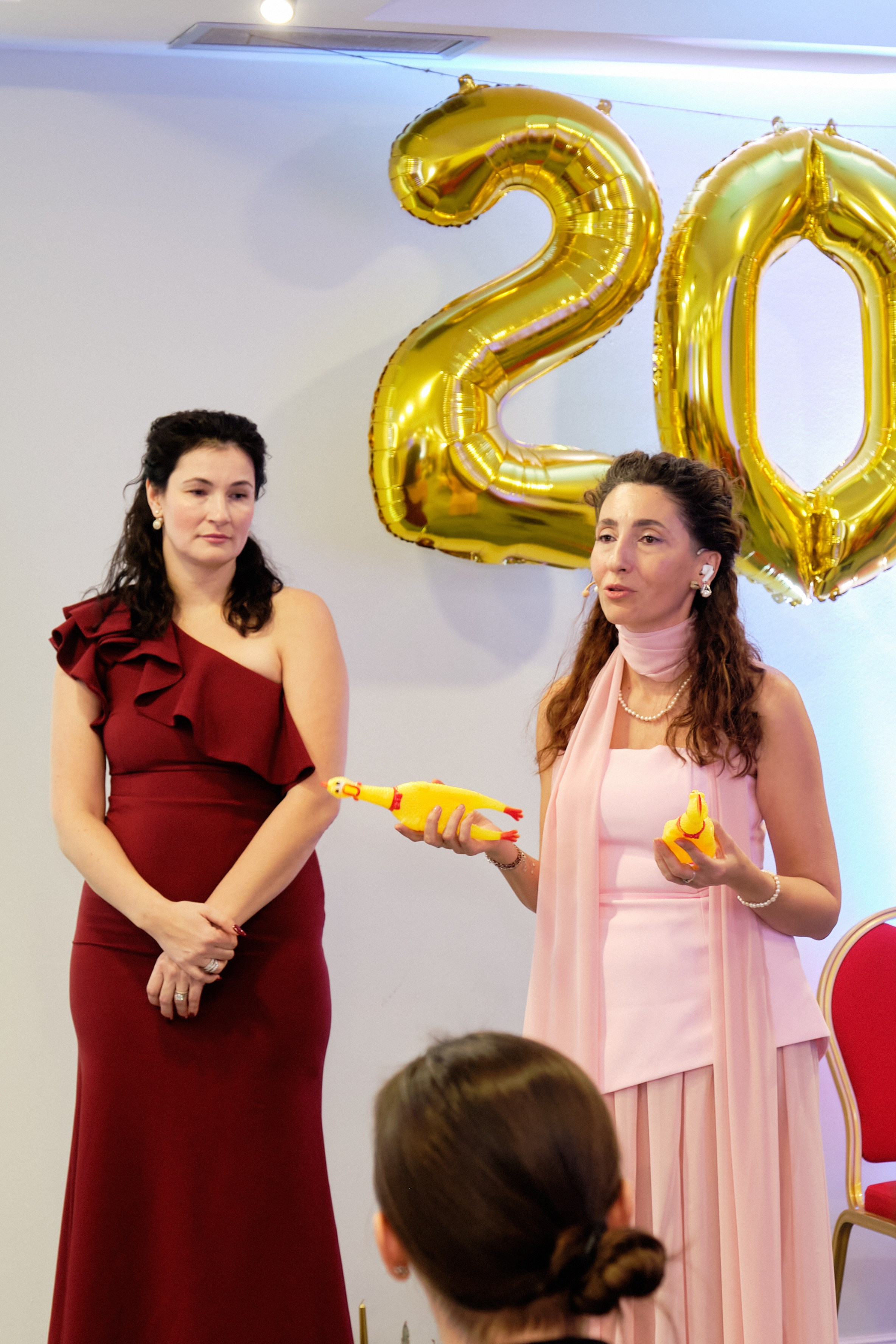 Фоторепортаж з благодійного Новорічного балу у Чорногорії. Портретний фотограф Альона Новгородцева