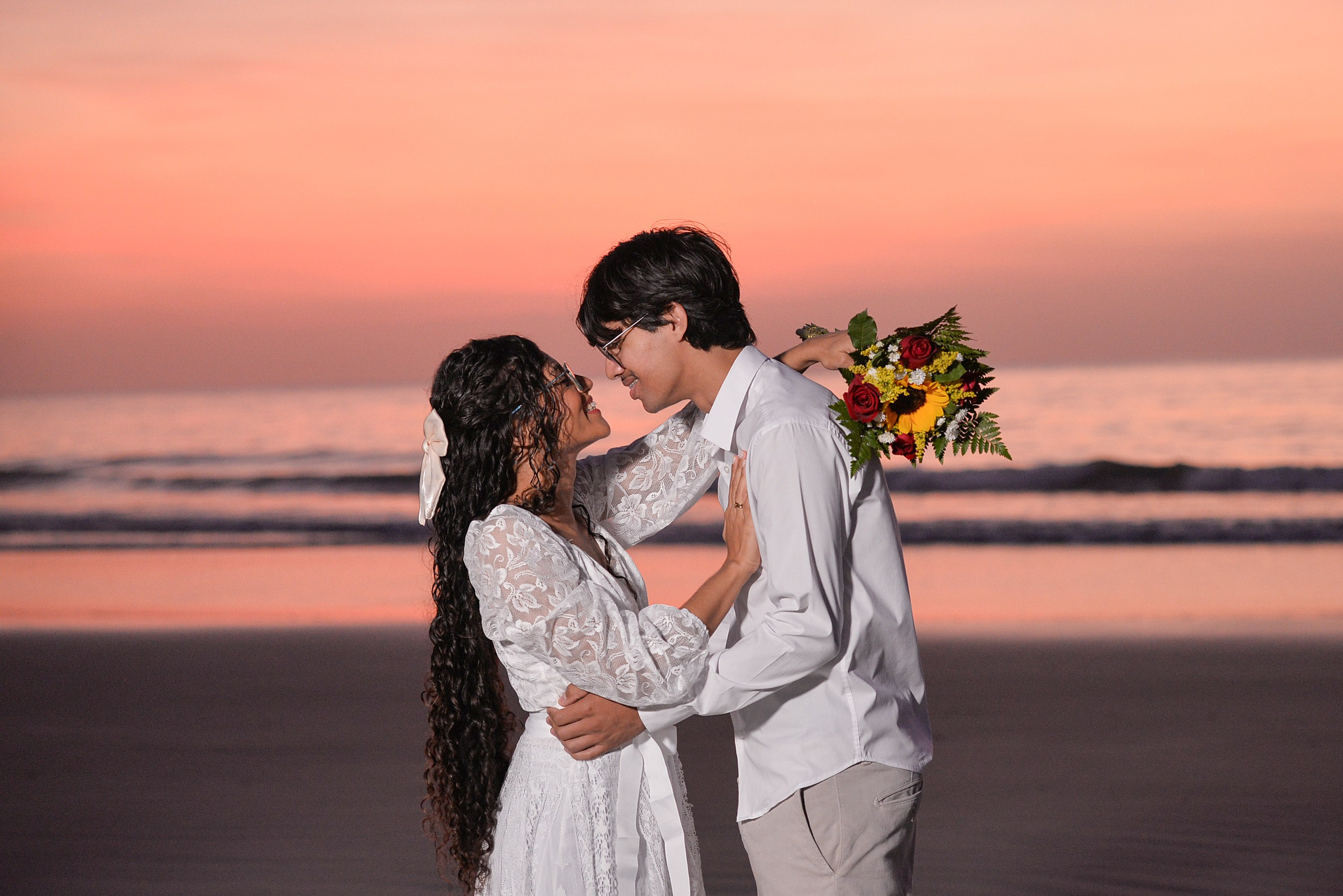 Amanda & Paulo, Praia do Pernambuco. Produtora Bride