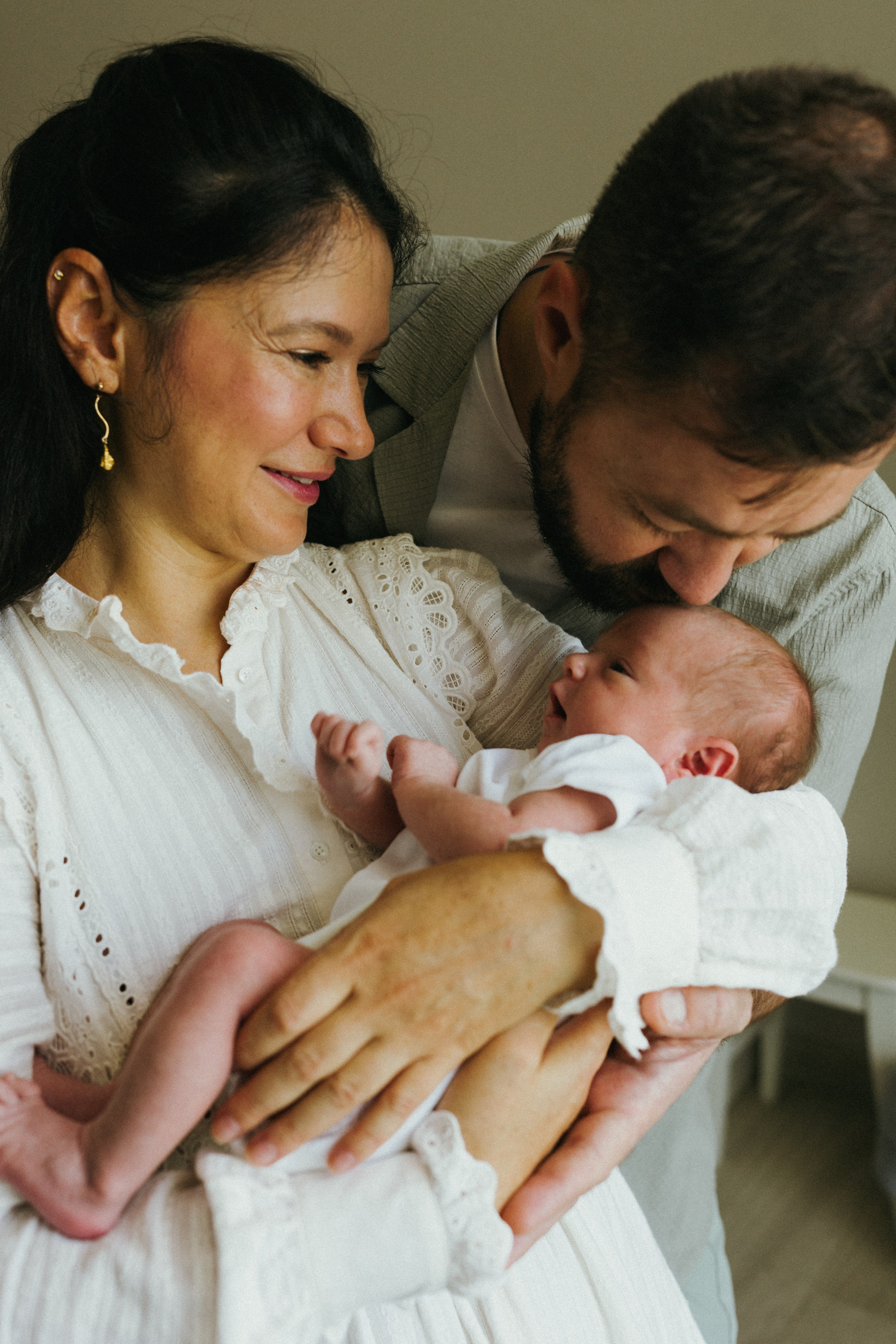 New born photography in Abu Dhabi. Professional Photographer Abu Dhabi, Dubai — Yulia Ismoilova | 2025