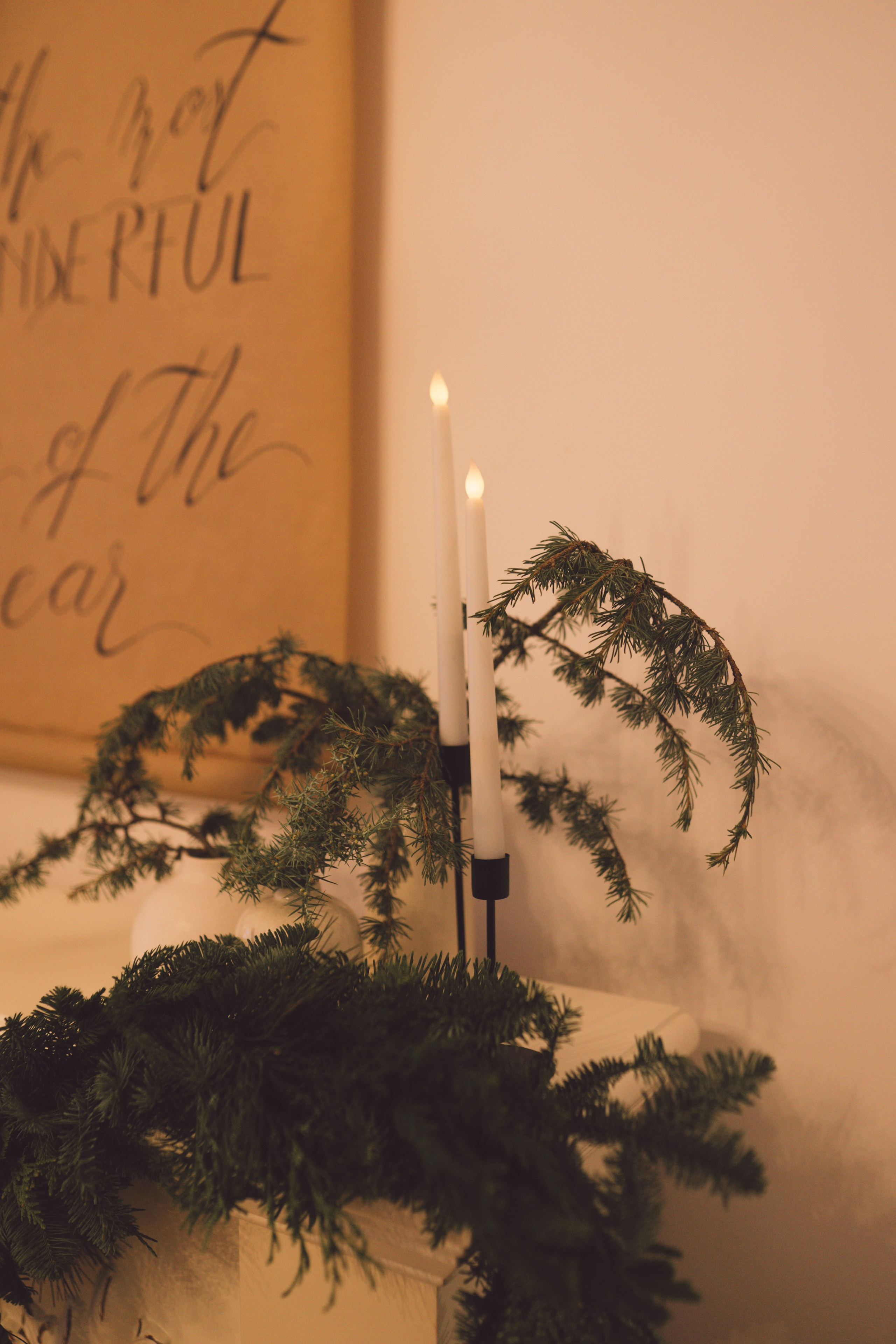 Fotografie de Eveniment Brașov: Povești Vizuale | Mădălina Beda. Madalina Beda- Artist vizual, fotograf, doula la nastere, consultant babywearing Brasov si in toata tara