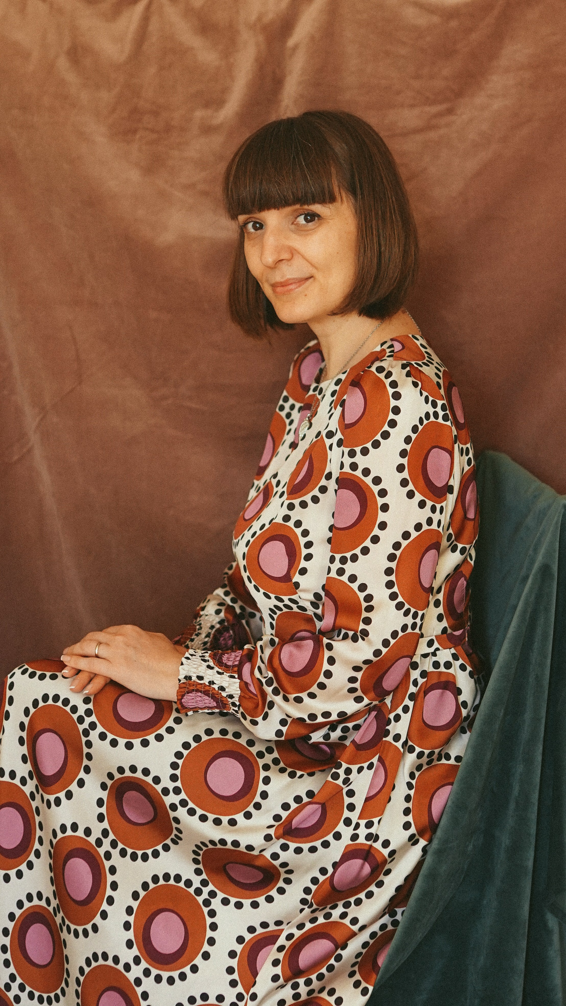 Fotografie de Portret Brașov | Artist Mădălina Beda. Madalina Beda- Artist vizual, fotograf, doula la nastere, consultant babywearing Brasov si in toata tara