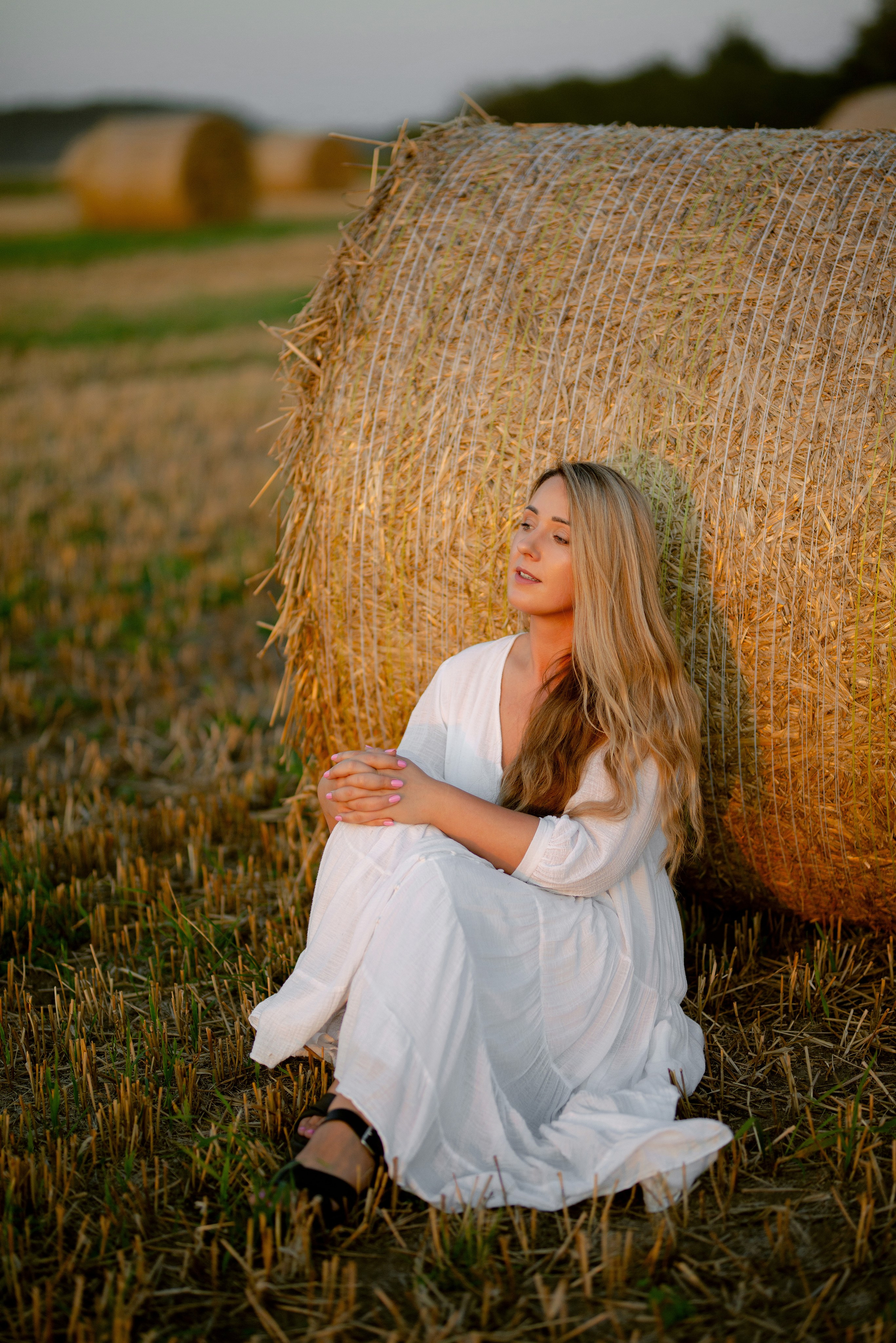 Augustė saulėlydyje. Vestuvių fotografė Santa Jonuškė | Šiaulių apskritis, Panevėžio apskritis ir visa Lietuva