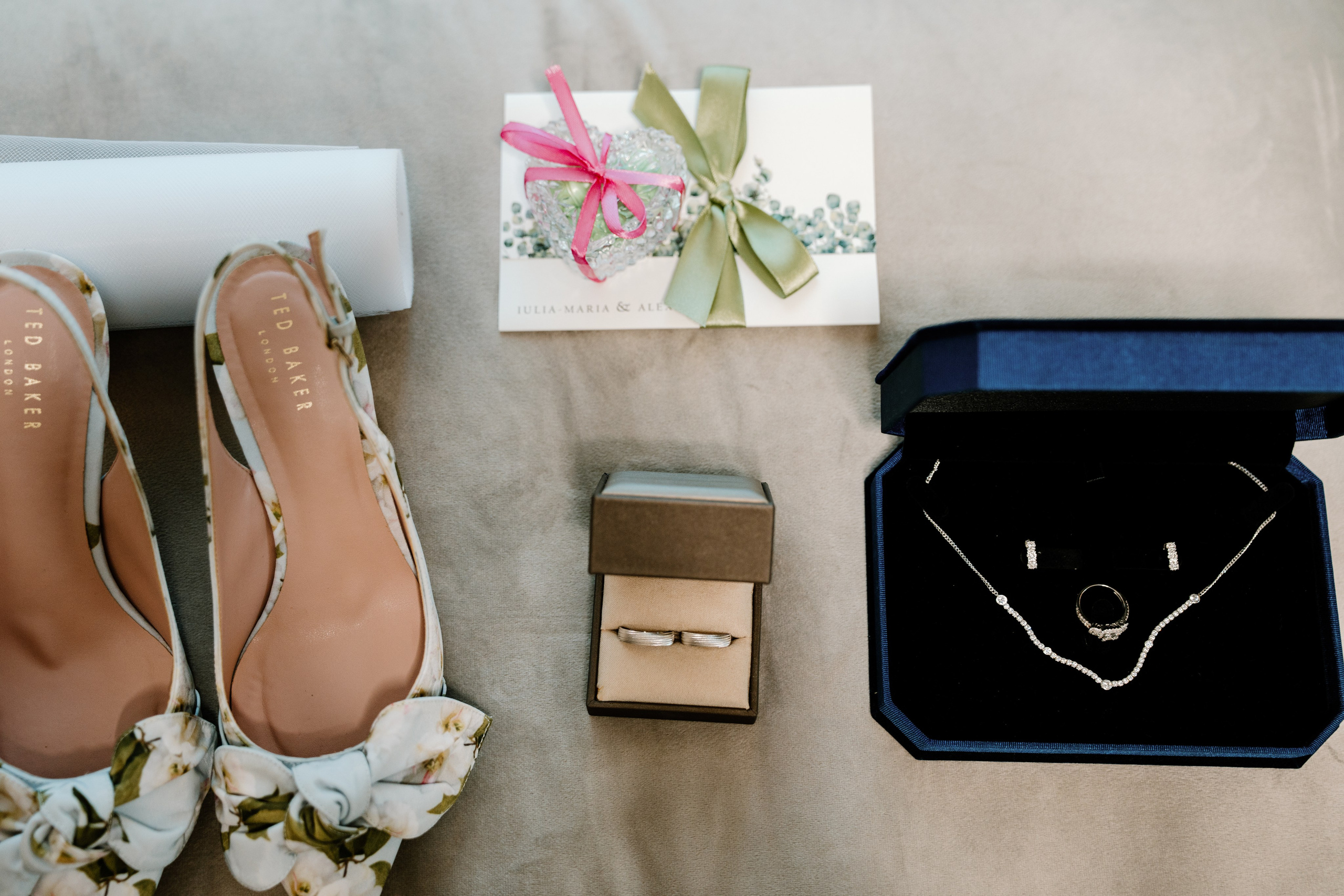 Iulia & Alex. Gabrielacojocariu.com