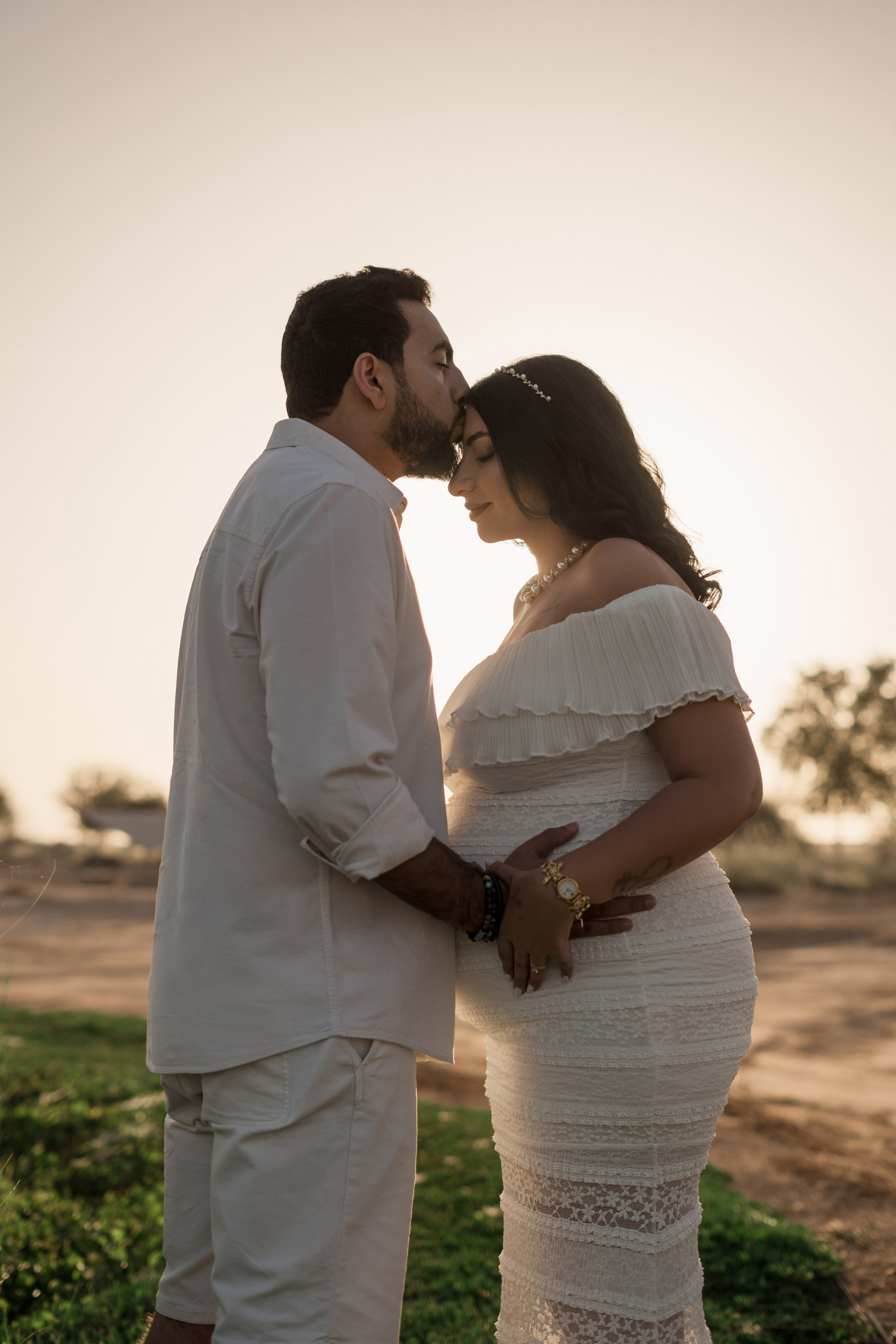 Sunrise by the lake. Angela Iakovleva — Family Photographer in Dubai