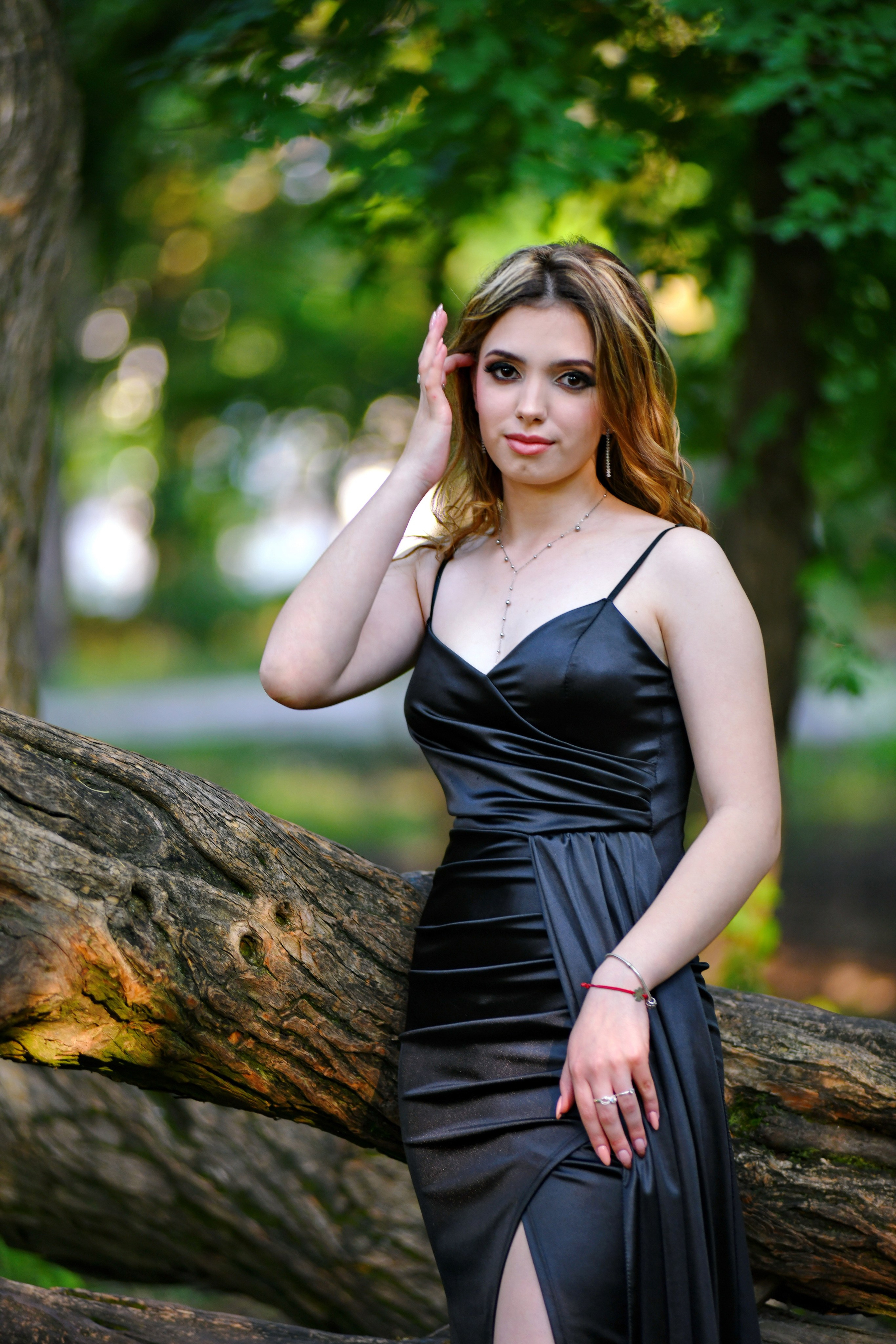 Adriana. Pro Studio Photo & Video Team