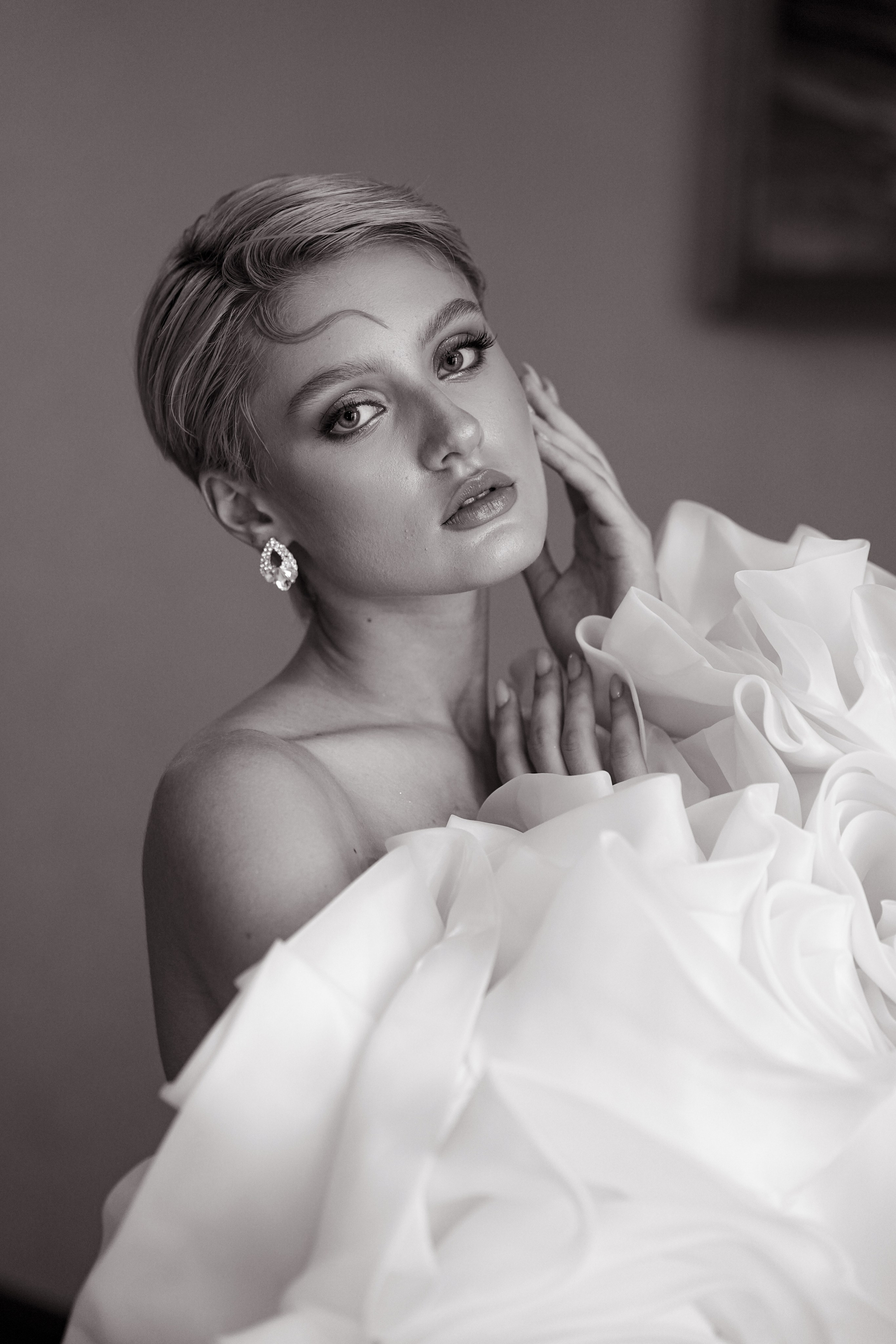 Николь Амир