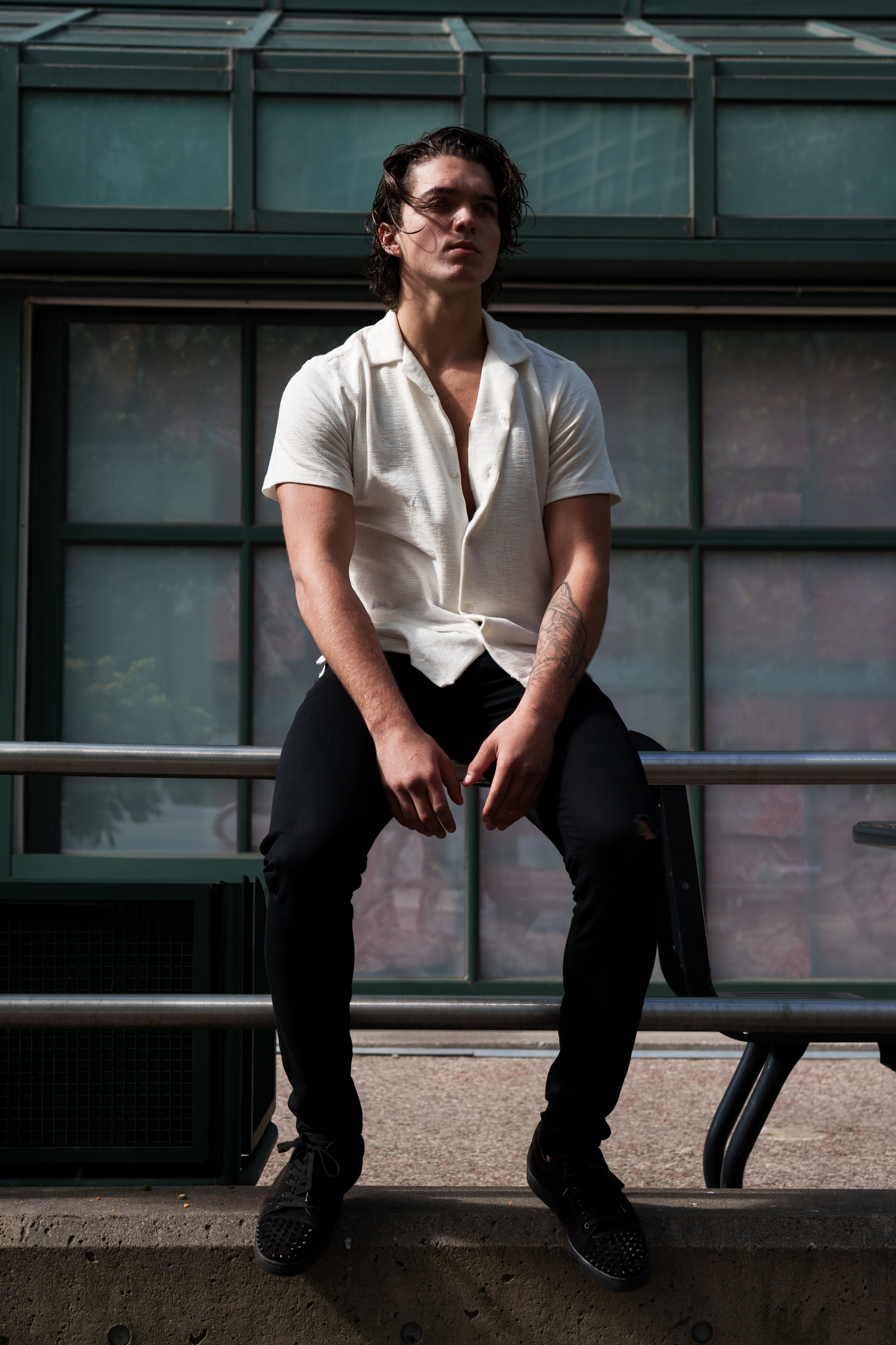 Fashion and Commercial. Production Services NV Visual