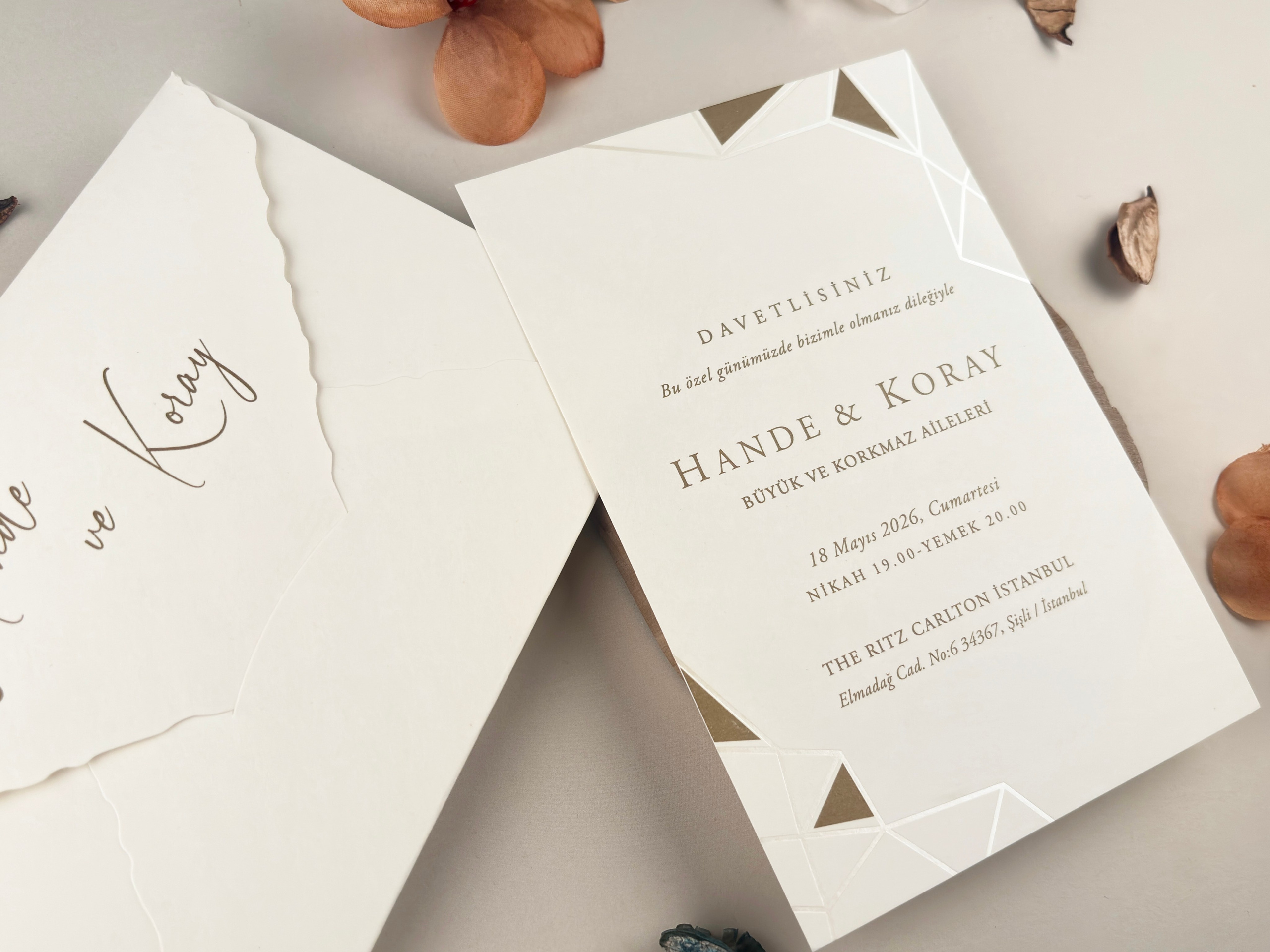 Invitații Elegante și Refined: Catalogul Ellite | Nunta, Petreceri, Evenimente Corporate.- invitații nuntă  - modele invitații nuntă  - invitații nuntă 2025  - invitații de nuntă elegante  - invitații de nuntă personalizate  - invitații nuntă online  - invitații nuntă handmade  - catalog invitații nuntă  - invitații originale nuntă  - invitații de nuntă moderne  - invitații nuntă vintage  - invitații nuntă rustice  - invitații nuntă clasice  - design invitații nuntă  - invitații de nuntă cu tematică.- invitații nuntă florale  - invitații nuntă boho  - invitații nuntă aurii  - invitații nuntă minimaliste  - invitații nuntă cu sigiliu  - invitații nuntă cu acuarelă  - invitații nuntă cu fotografie  - invitații nuntă cu inițiale  - invitații nuntă elegante alb-negru  - invitații nuntă cu hârtie texturată  - invitații nuntă cu decupaj laser  - invitații nuntă cu flori uscate. - print invitații nuntă  - invitații nuntă personalizate cu numele mirilor  - invitații nuntă cu plic inclus  - invitații nuntă cu cartolină dublă  - invitații nuntă calitate premium  - invitații nuntă ieftine  - invitații nuntă rapide.- invitații nuntă România  - invitații nuntă București / Botoșani . Iași suceava- invitații nuntă cu livrare în țară  - invitații nuntă online România.- „Invitație de nuntă elegantă cu design floral și plic crem”  - „Model de invitație de nuntă vintage cu sigiliu de ceară”  - „Set complet invitații de nuntă personalizate cu inițialele mirilor”  - „Invitație de nuntă modernă cu design minimalist și text negru pe fundal alb”  - „Invitație de nuntă rustică pe hârtie kraft cu șnur de iută”  - „Invitație de nuntă cu decupaj laser și detalii aurii” - „Invitație de nuntă în stil boho cu imprimeu floral colorat”  - „Invitație romantică de nuntă cu flori uscate și panglică din satin”  - „Invitație de nuntă clasică cu monogramă și font caligrafic”  - „Invitație de nuntă în stil glamour cu folie aurie și text embosat”- „Model de invitație de nuntă 2025 cu design elegant și font modern”  - „Cele mai noi invitații de nuntă 2025 – stil floral, sofisticat”