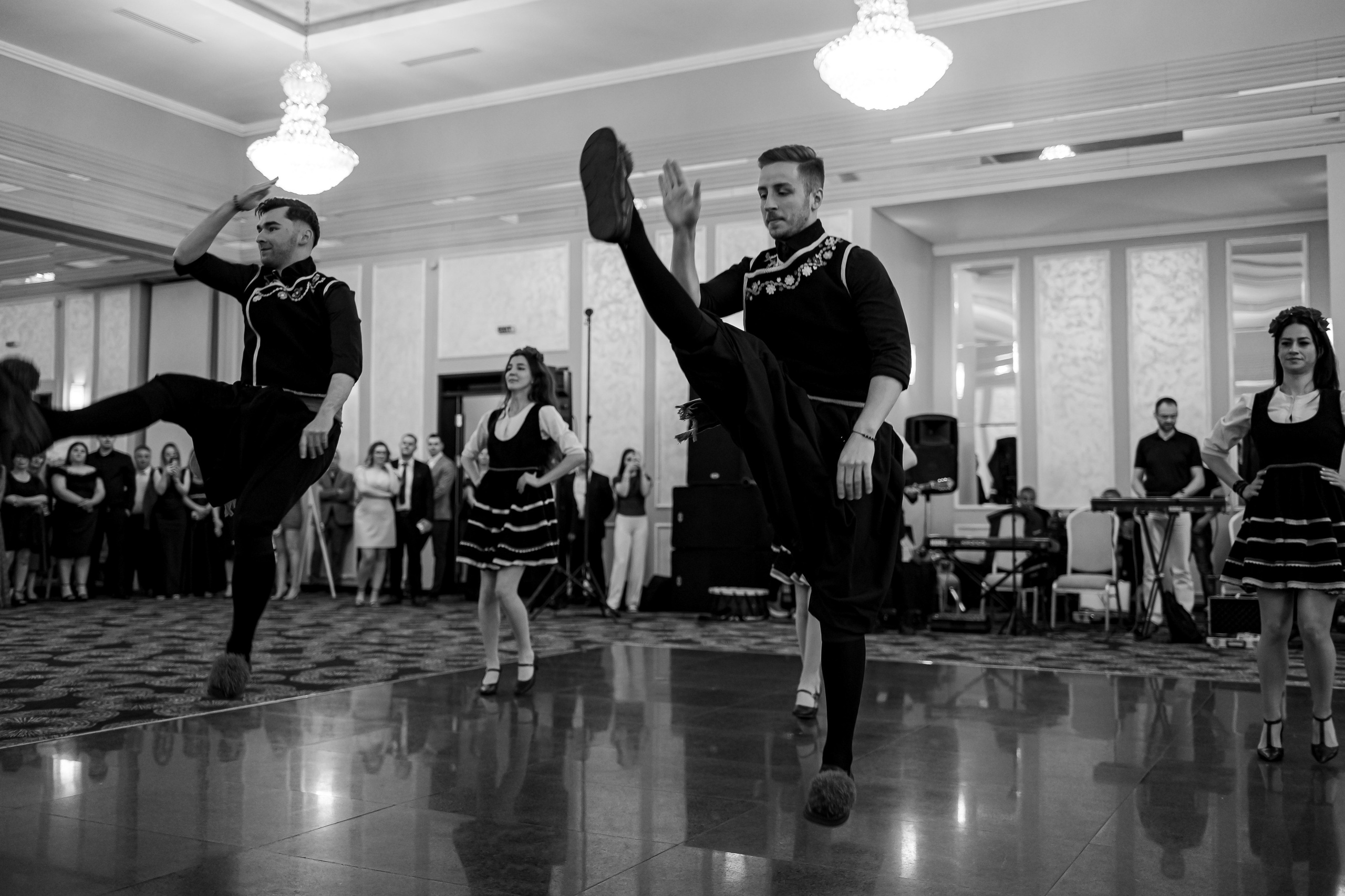 Alexandra & Cosmin. Vladimir Constantinescu - Fotograf de nunta Constanta
