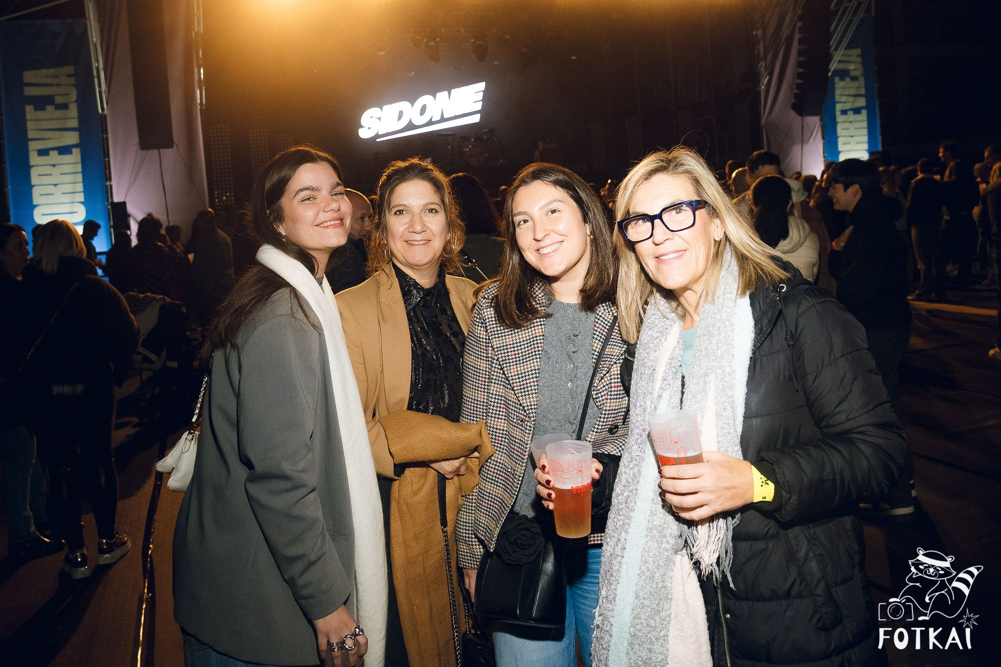 Sidonie en Torrevieja 2025 – Fotos del concierto y reportaje completo | FOTKAI