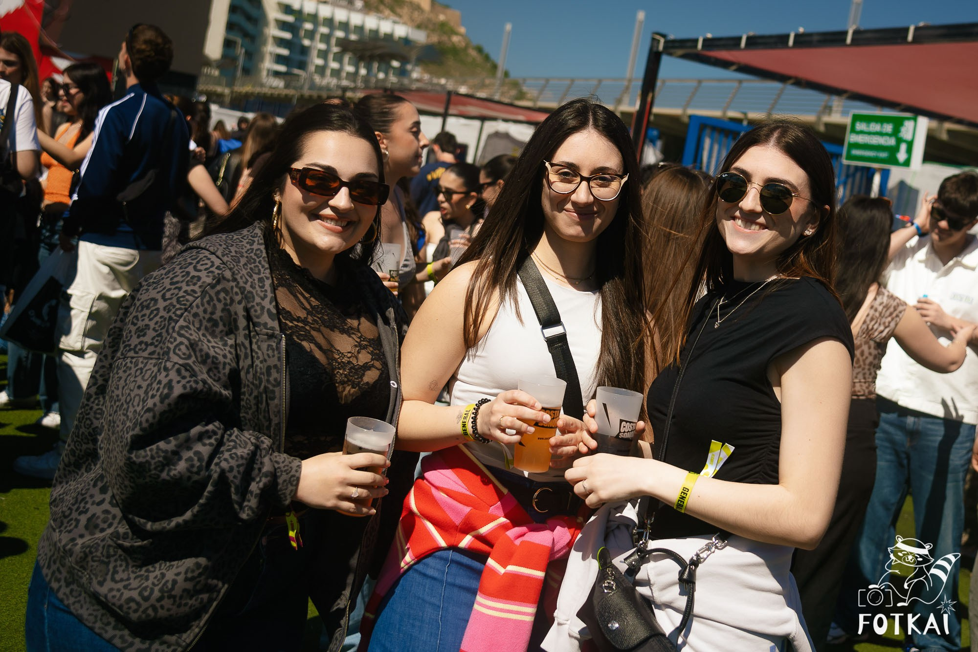Fotos Costa Sonora 2026 Alicante Día 2 — busca tu foto y encuentra amigos del festival | FOTKAI